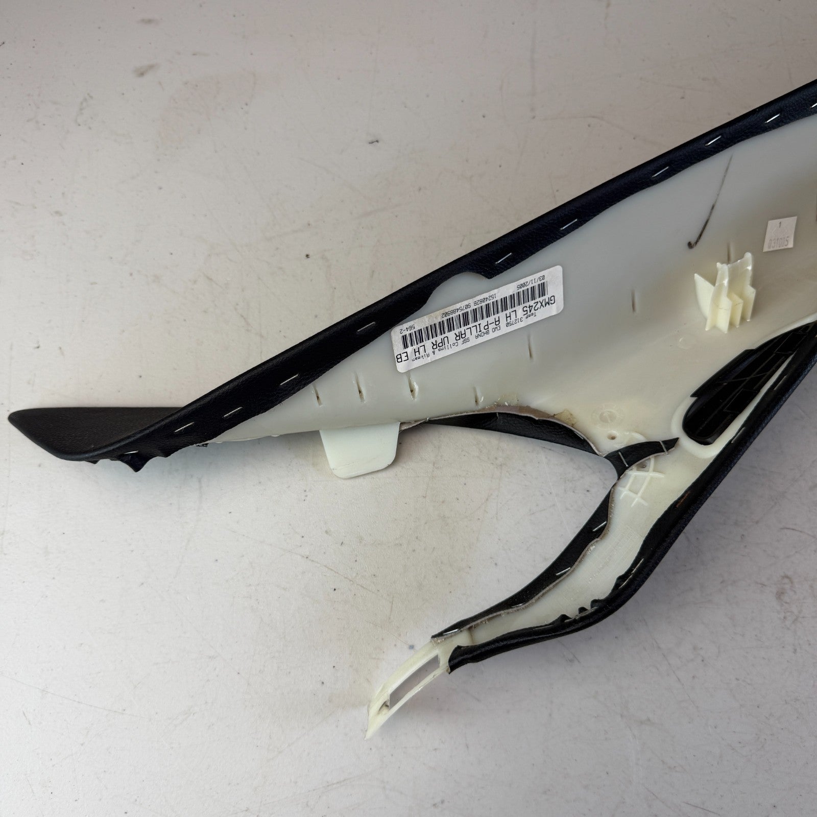 05-13 CHEVROLET CORVETTE C6 WINDSHIELD FRONT LEFT A-PILLAR TRIM COVER PANEL OEM
