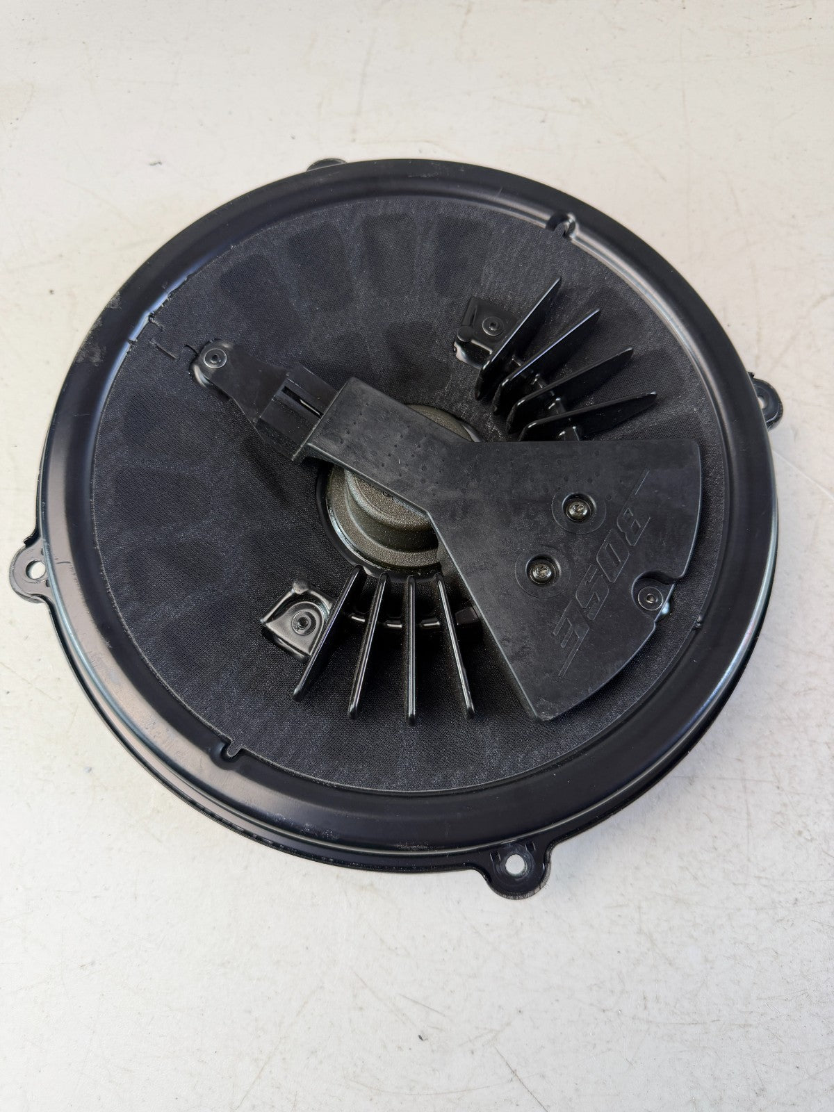 2005-2013 CHEVROLET CORVETTE BOSE LEFT OR RIGHT DOOR SUBWOOFER SPEAKER 10383566