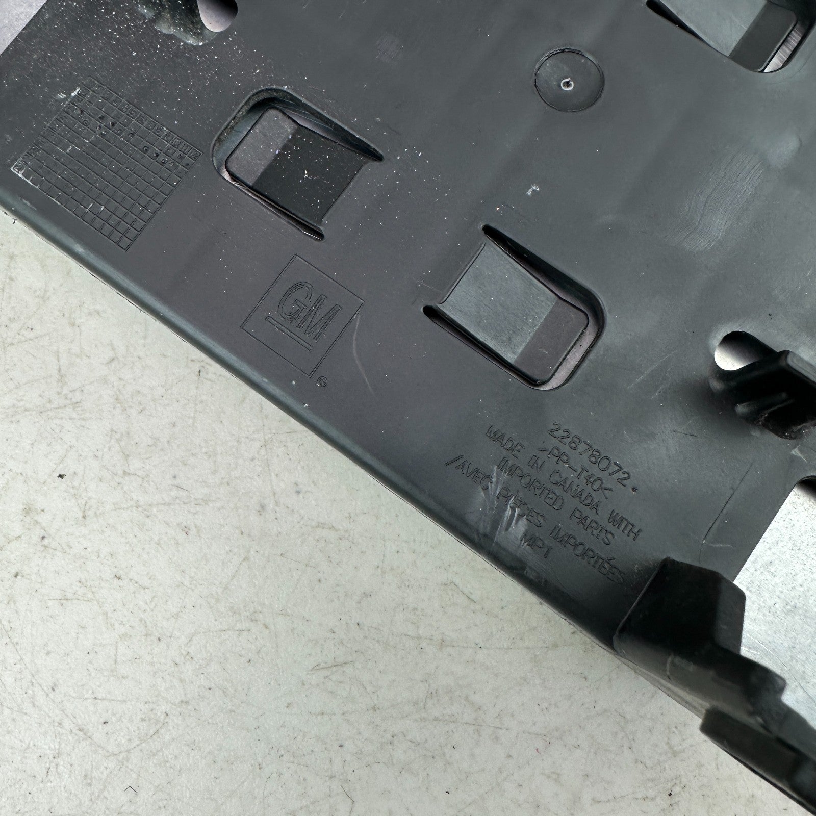 2014-2019 CHEVY CORVETTE C7 ONSTAR COMMUNICATION MODULE W/ BRACKET 23127633 OEM