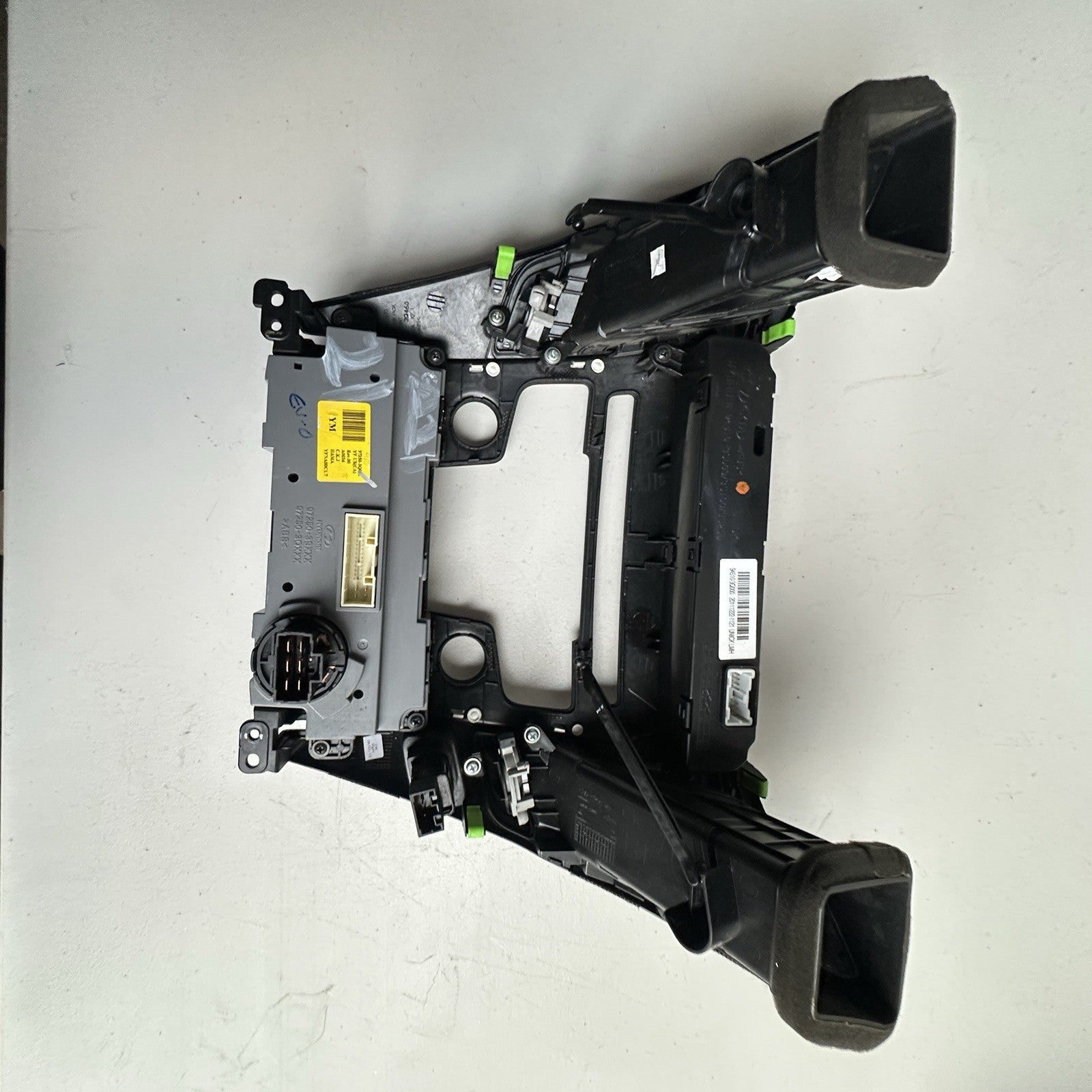 11-14 Hyundai Sonata Center Radio Bezel Climate Control Switch Ac Vents OEM