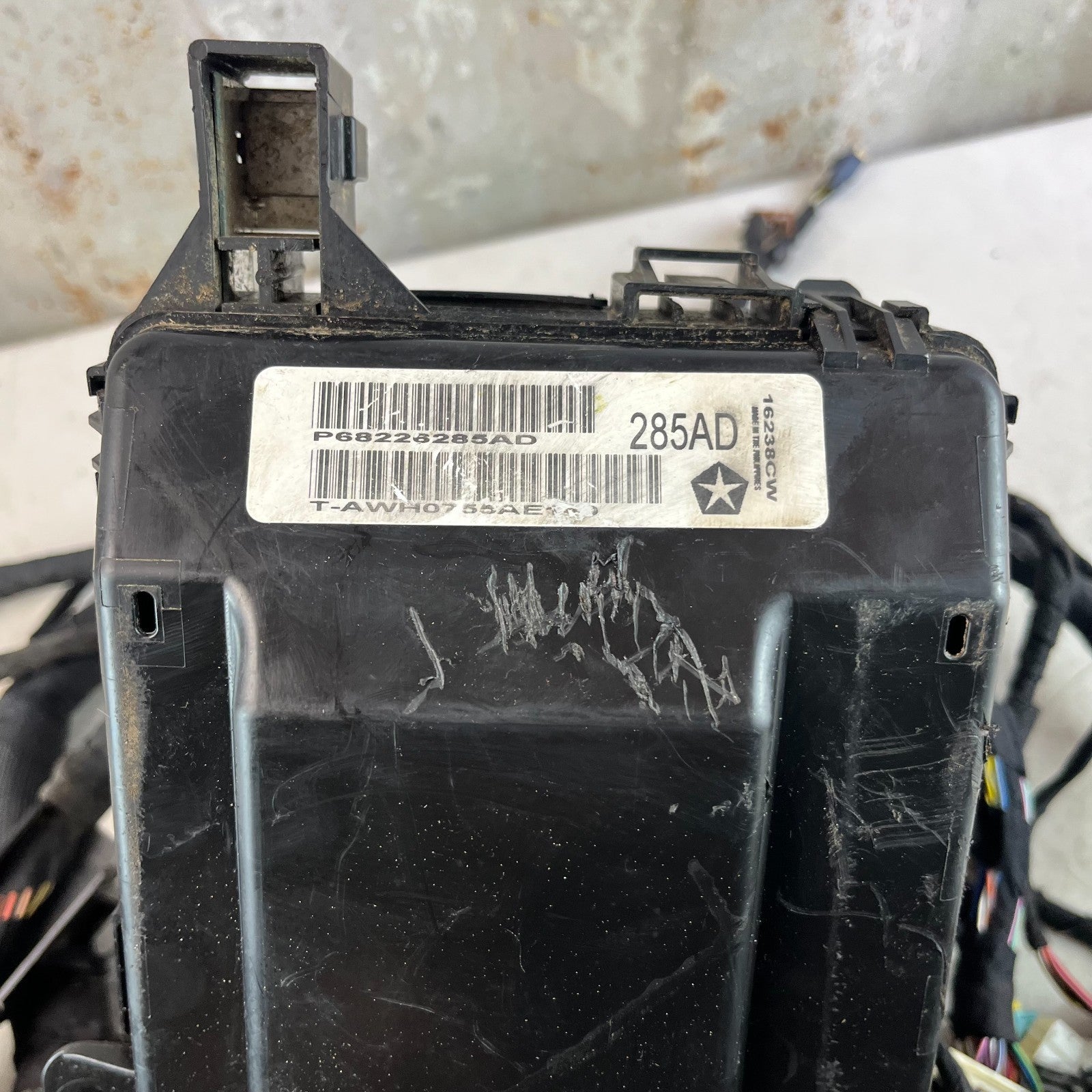 2015 DODGE CHALLENGER ENGINE ROOM FRONT BODY WIRE WIRING HARNESS 68225889AD OEM