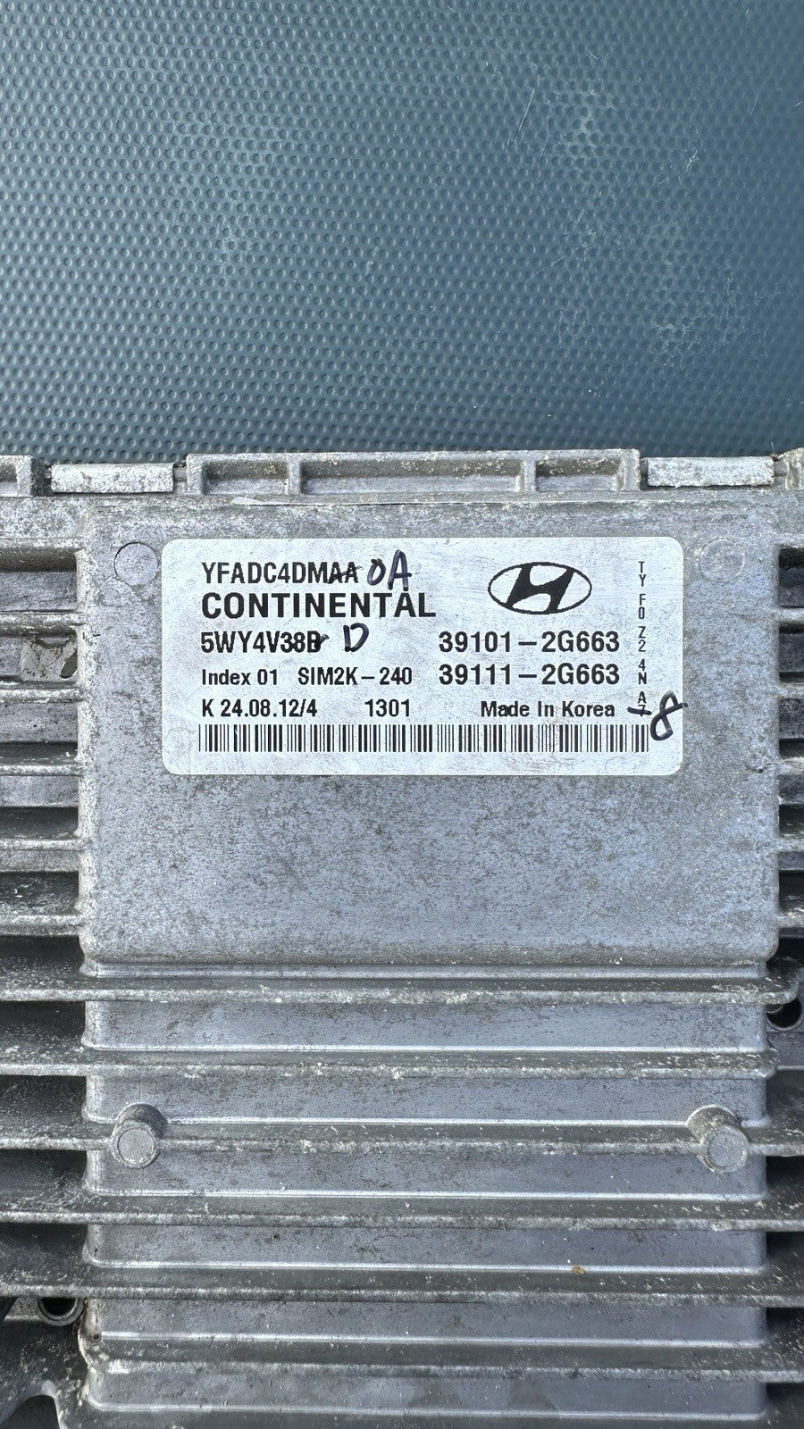 2011-2014 Hyundai Sonata Engine Control Module ECU ECM OEM 39101 2G663