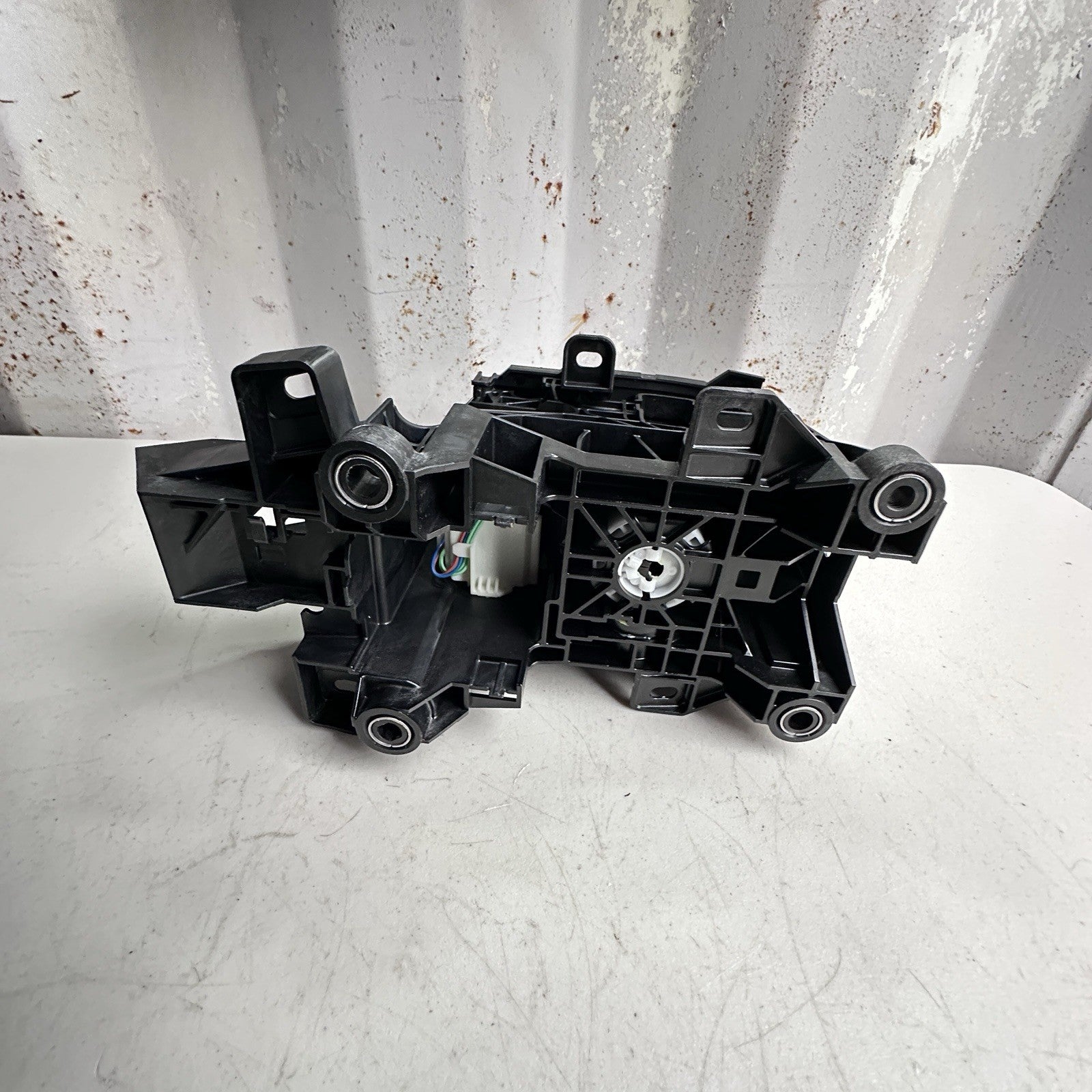 2020-2022 TOYOTA COROLLA FLOOR GEAR SHIFTER BLACK 2.0L AT FWD