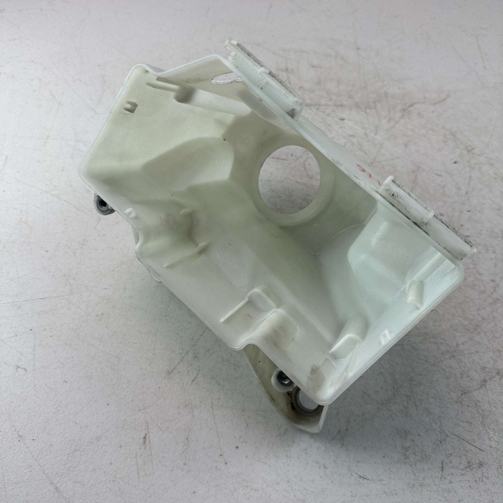 2015-2021 MERCEDES C300 FRONT ENGINE FUSE BOX RELAY JUNCTION COVER A2055400024