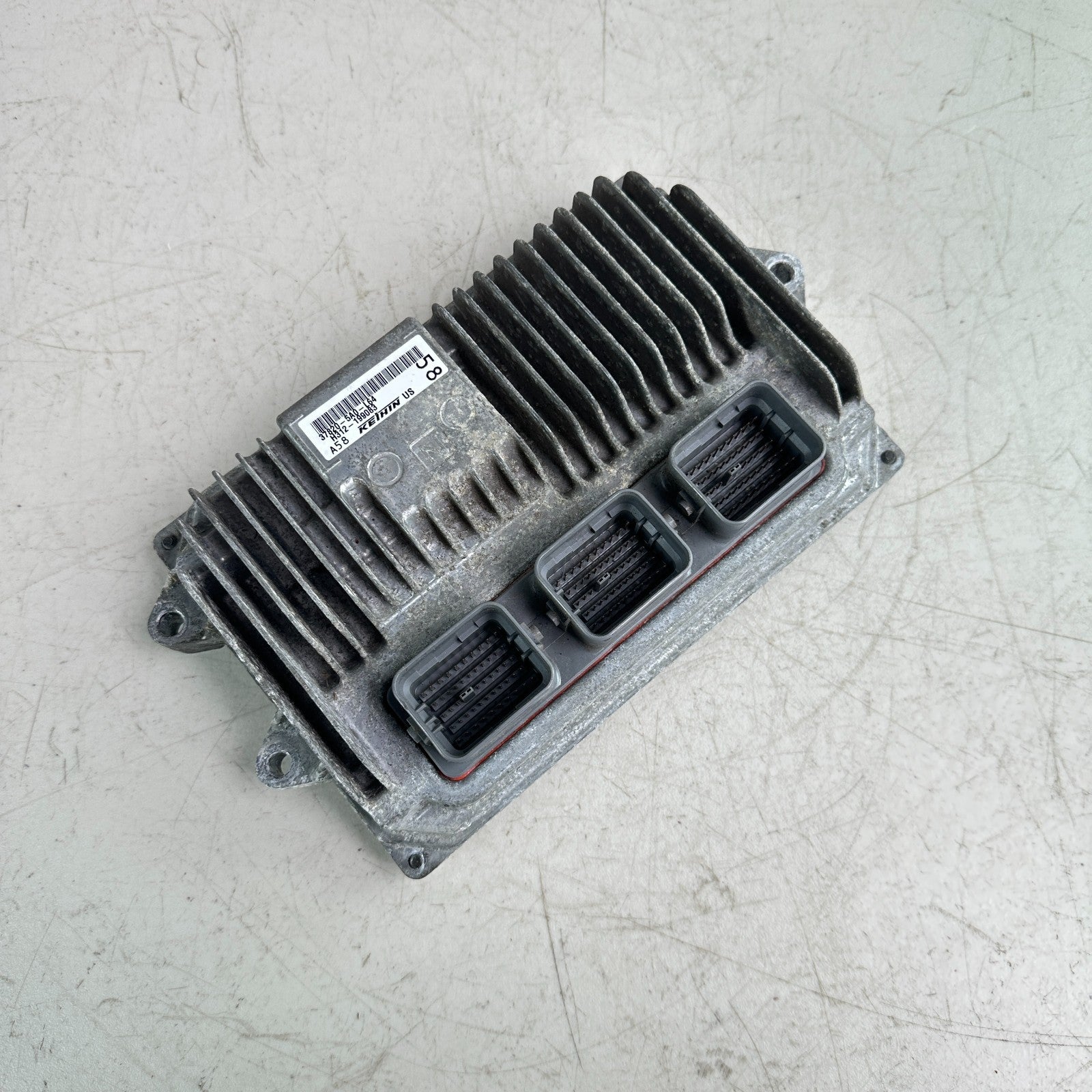 2016-2017 HONDA ACCORD ECM ECU ENGINE COMPUTER CONTROL MODULE 37820-5A0-L64 OEM