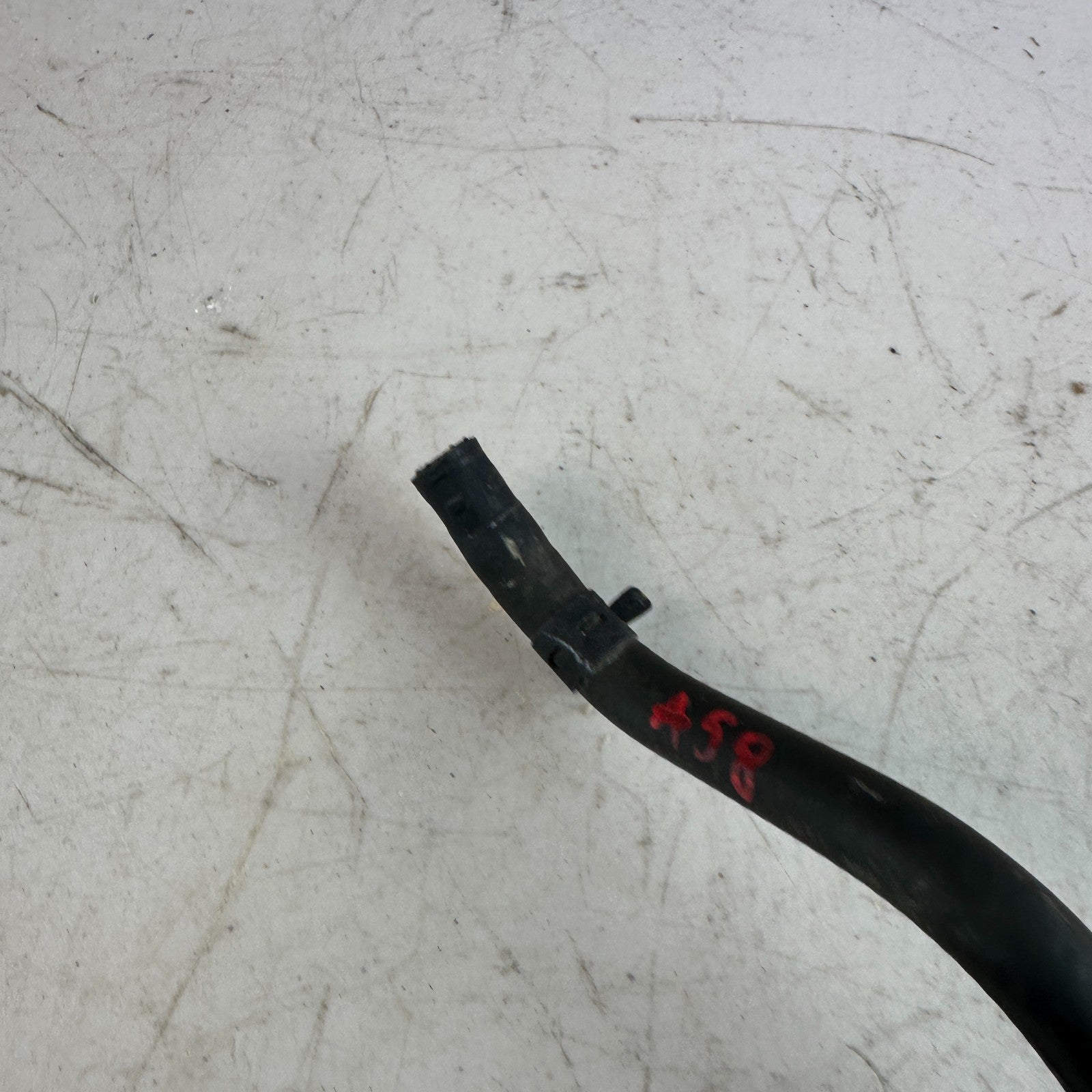 2016-2024 CHEVROLET CAMARO SS RADIATOR COOLANT OVERFLOW HOSE PIPE 23129014 OEM