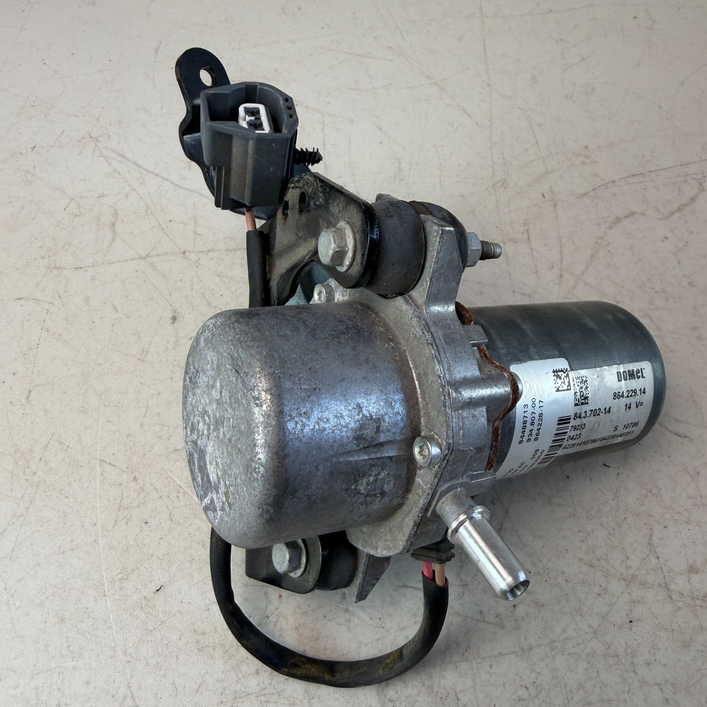 2016-2024 CHEVROLET CAMARO ZL1 POWER BRAKE BOOSTER VACUUM AIR PUMP 84488713 OEM