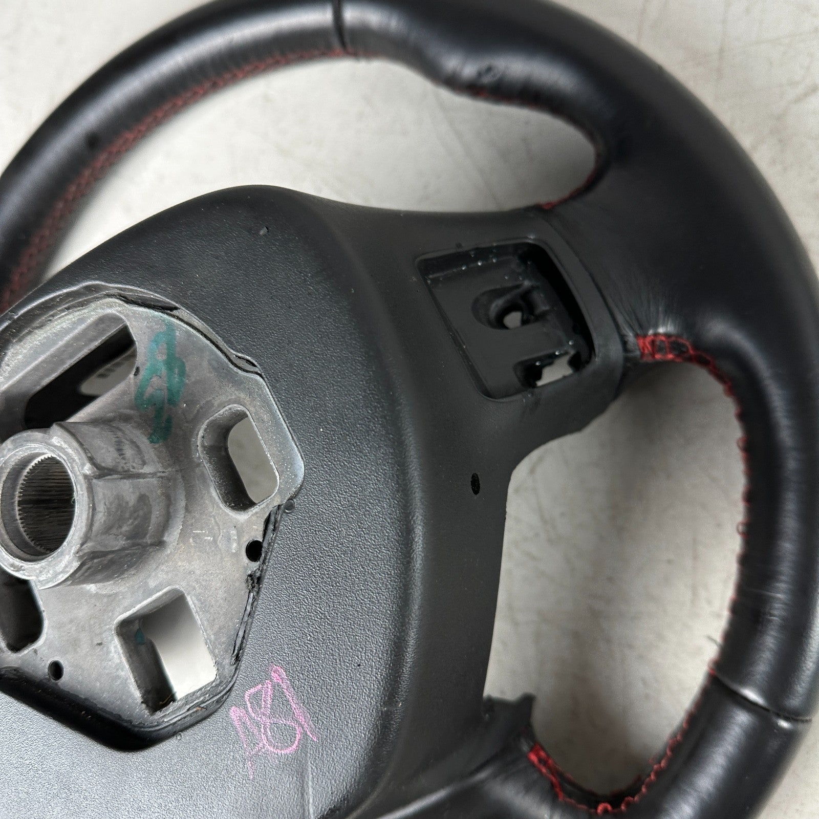 2014-2019 CHEVY CORVETTE C7 LEFT DRIVER SIDE STEERING WHEEL W/ RED STITCHING OEM
