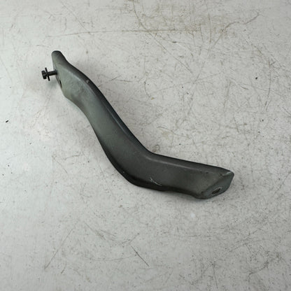 2016-2024 CHEVROLET CAMARO LEFT FENDER MOUNT GUIDE SUPPORT BRACKET 23438030 OEM
