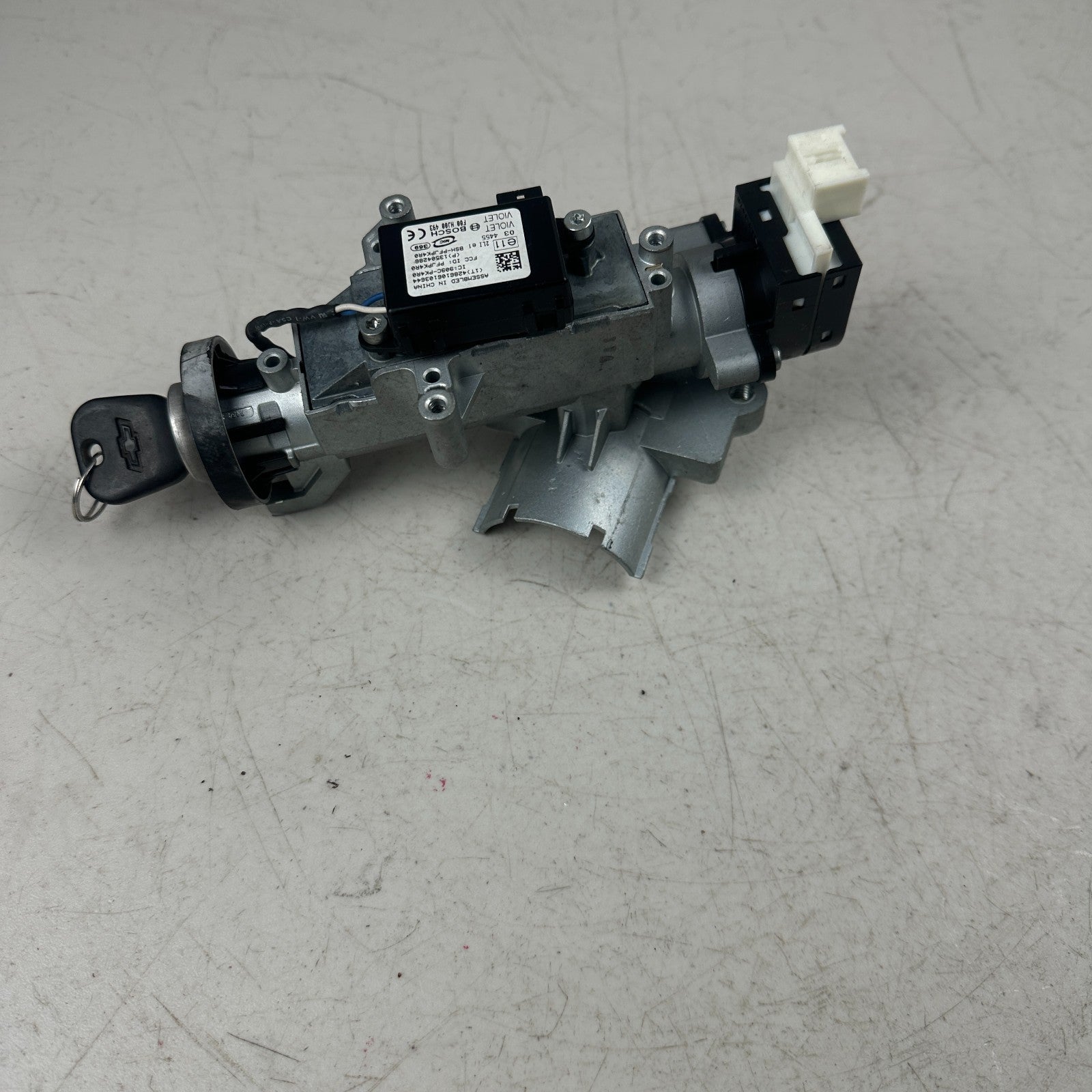 2010-2015 CHEVROLET CAMARO SS IGNITION SWITCH LOCK CYLINDER W/ KEY 23126267 OEM