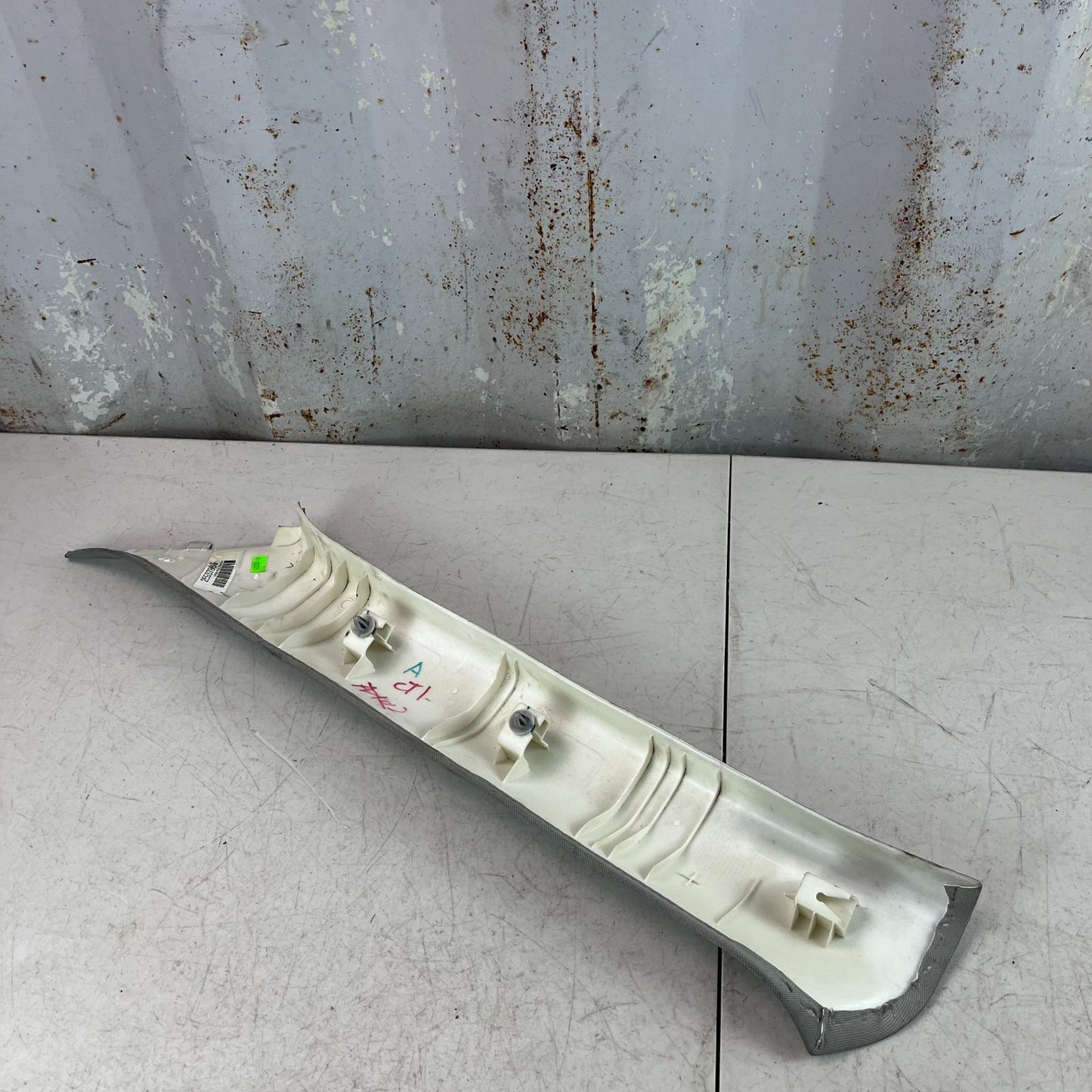 2009-2014 CADILLAC CTS-V FRONT RIGHT PASSENGER A-PILLAR TRIM COVER 25937986 OEM