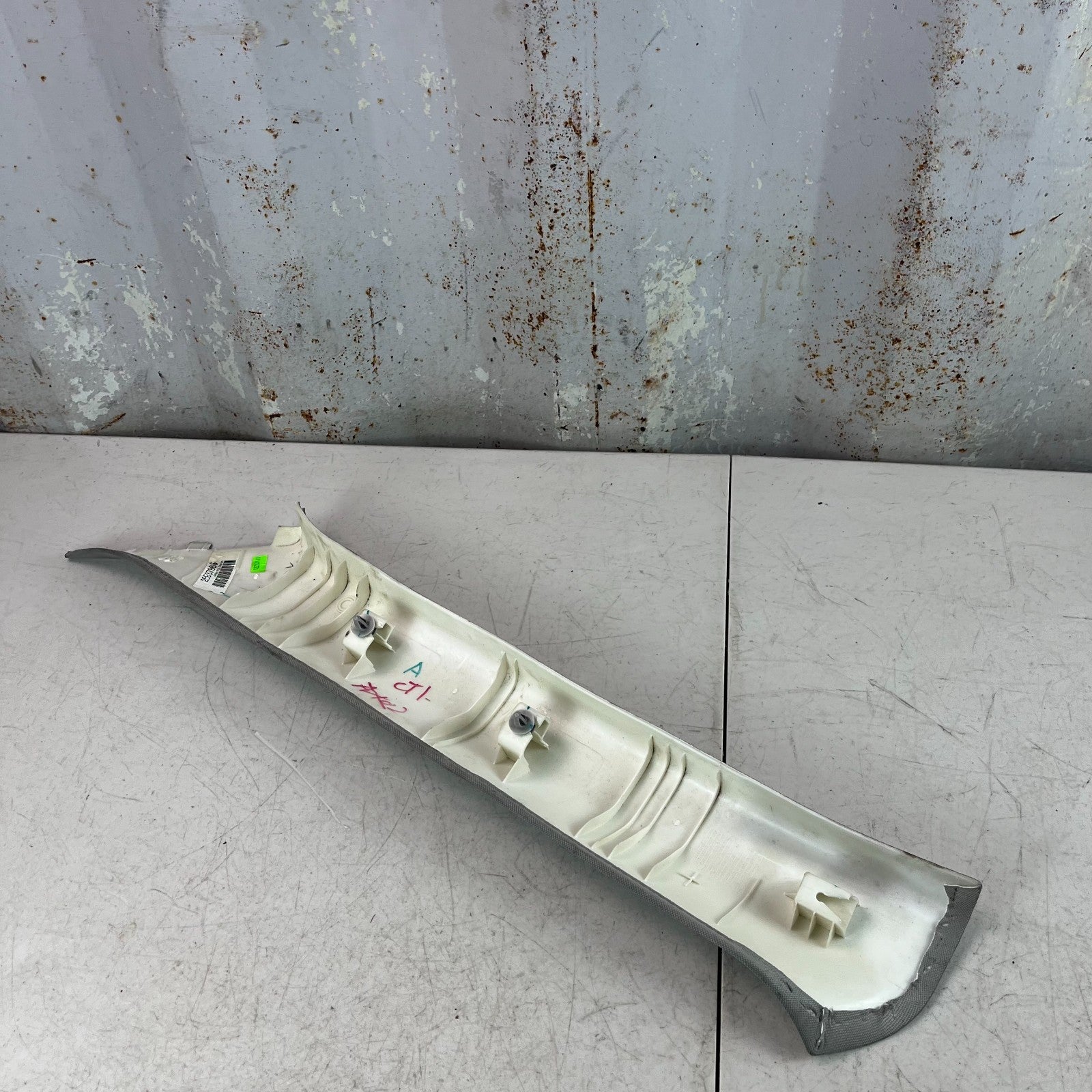 2009-2014 CADILLAC CTS-V FRONT RIGHT PASSENGER A-PILLAR TRIM COVER 25937986 OEM