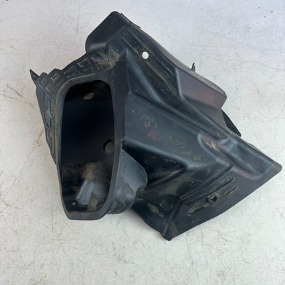 2016-2024 CHEVROLET CAMARO ENGINE AIR CLEANER INTAKE LOWER GUIDE BAFFLE 23507393