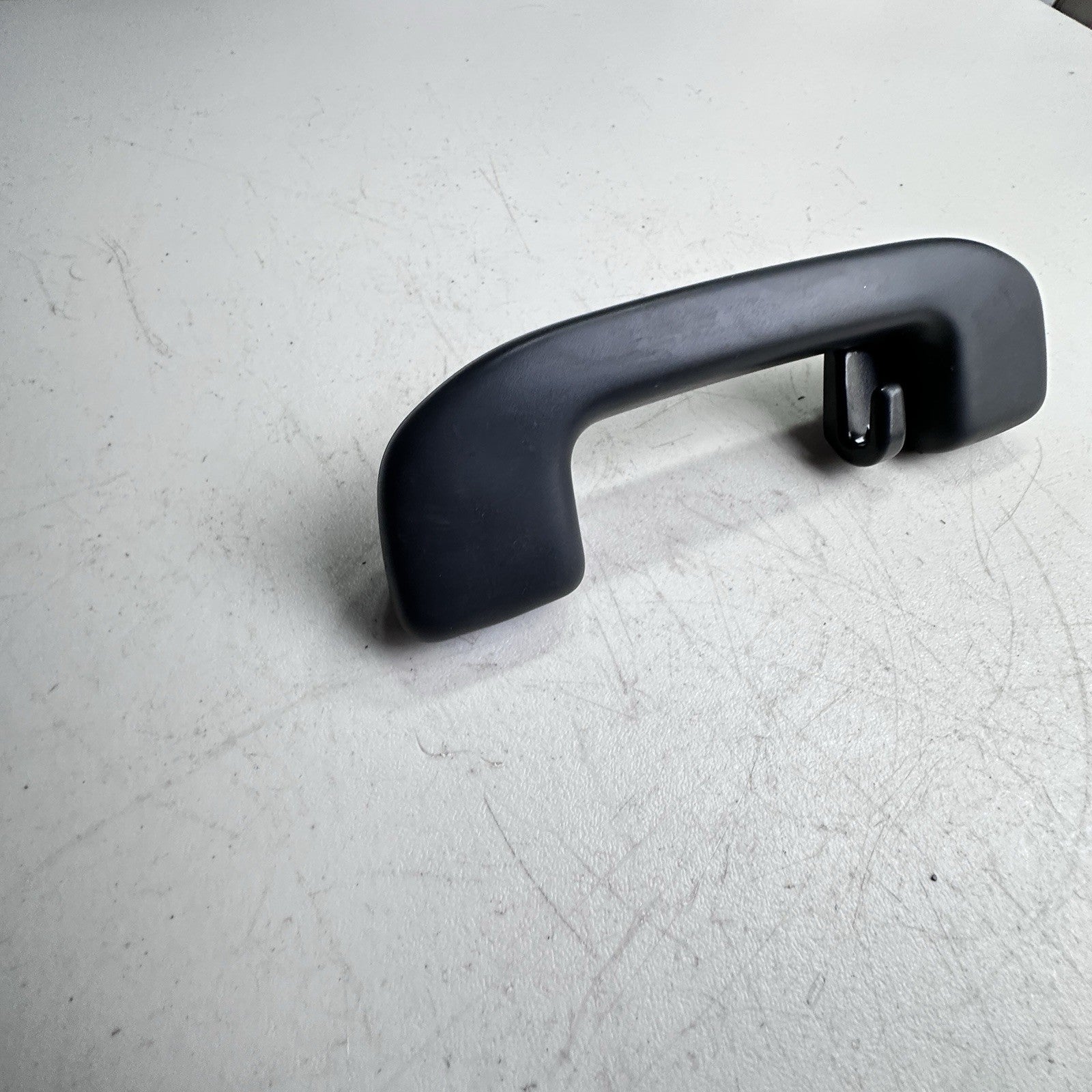 2020-2022 TOYOTA COROLLA REAR LEFT DRIVER INTERIOR ROOF GRAB HANDLE OEM BLACK