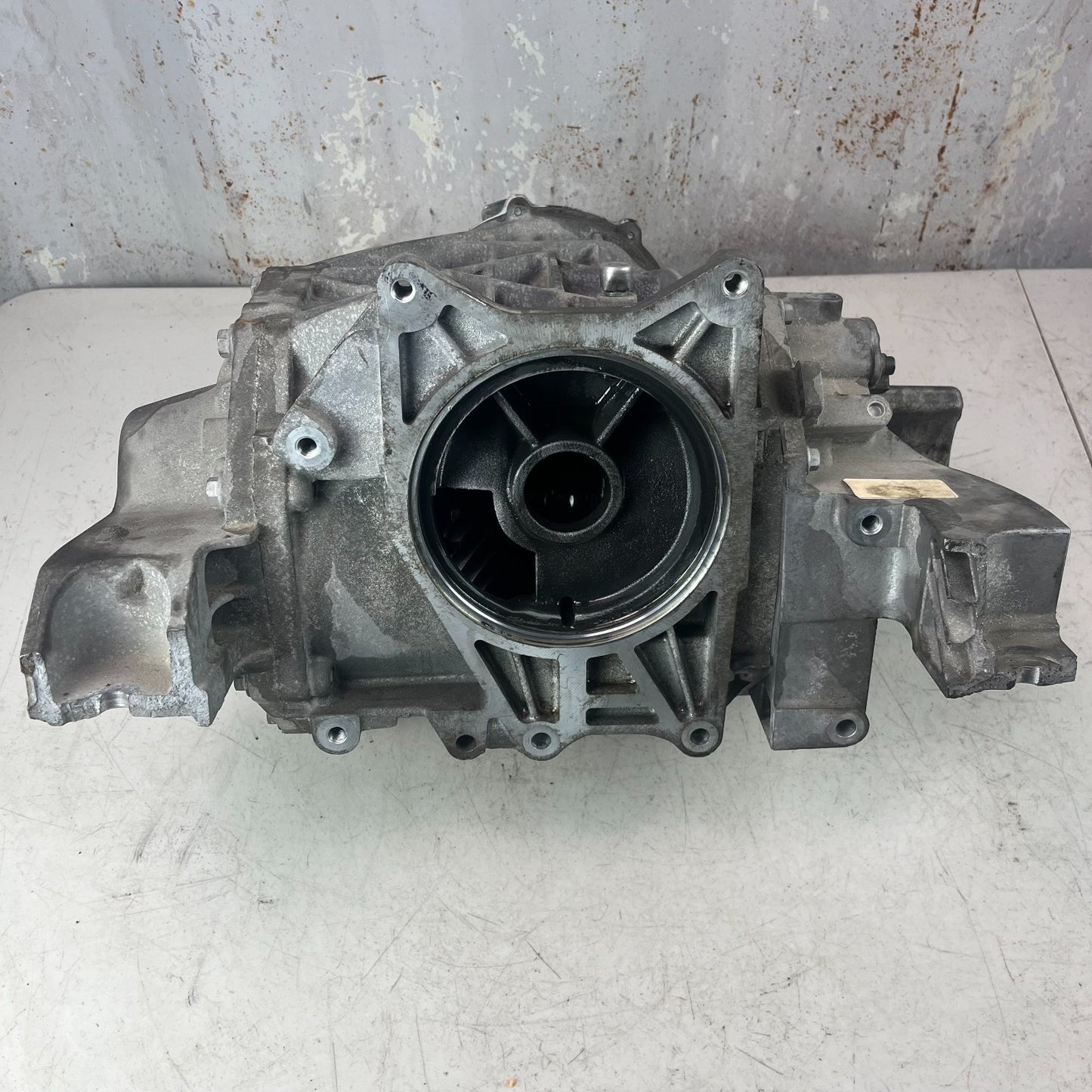 2014-2019 CHEVROLET CORVETTE C7 REAR AXLE DIFFERENTIAL CARRIER ASSEMBLY OEM