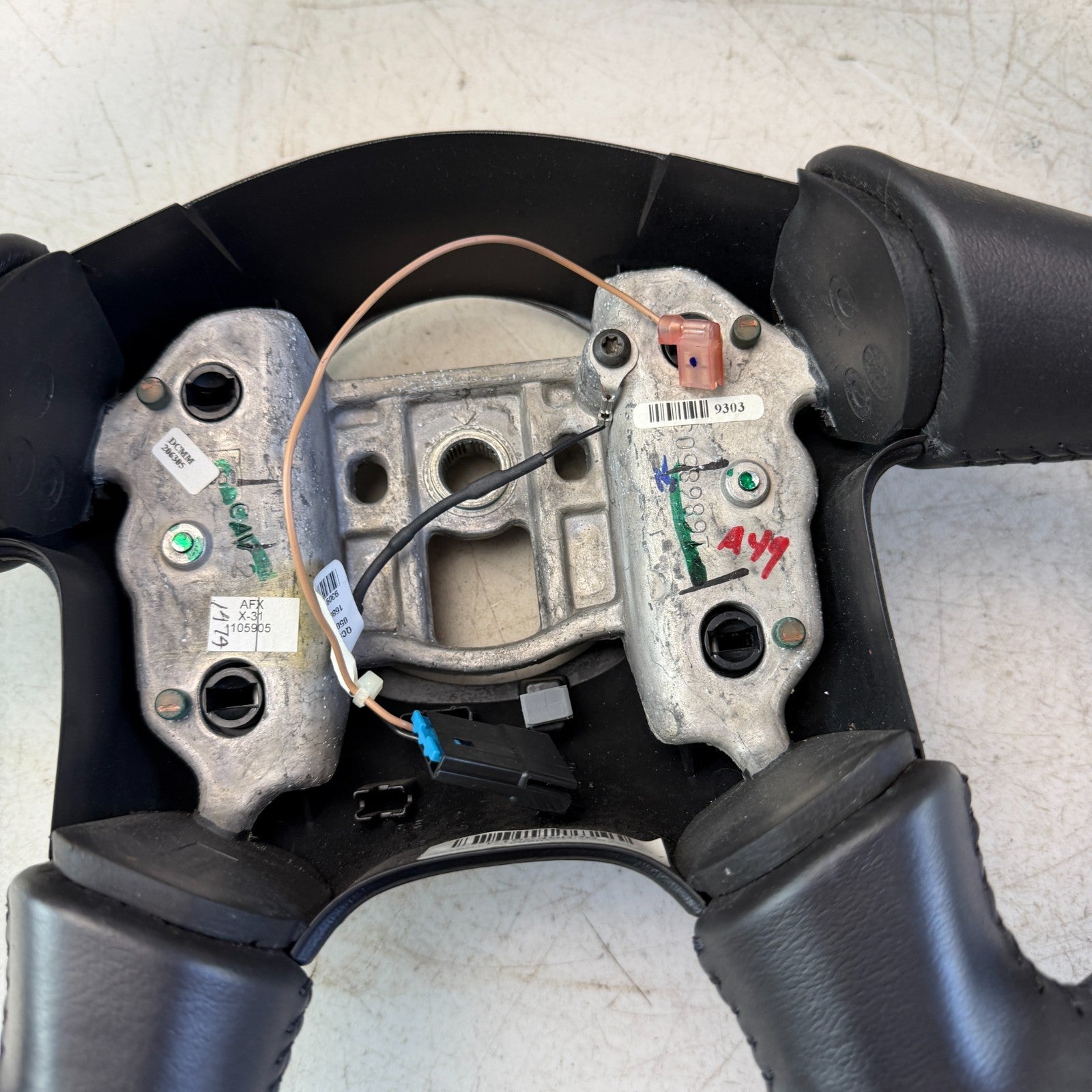 2005-2013 CHEVROLET CORVETTE C6 FRONT LEFT STEERING WHEEL BLACK LEATHER OEM