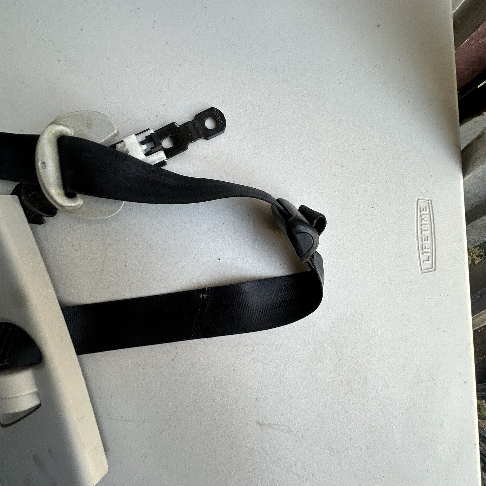 2016 2017 2018 2019 2020 Kia Sorento Front RIGHT Side Seat Belt / Buckle OEM BLK