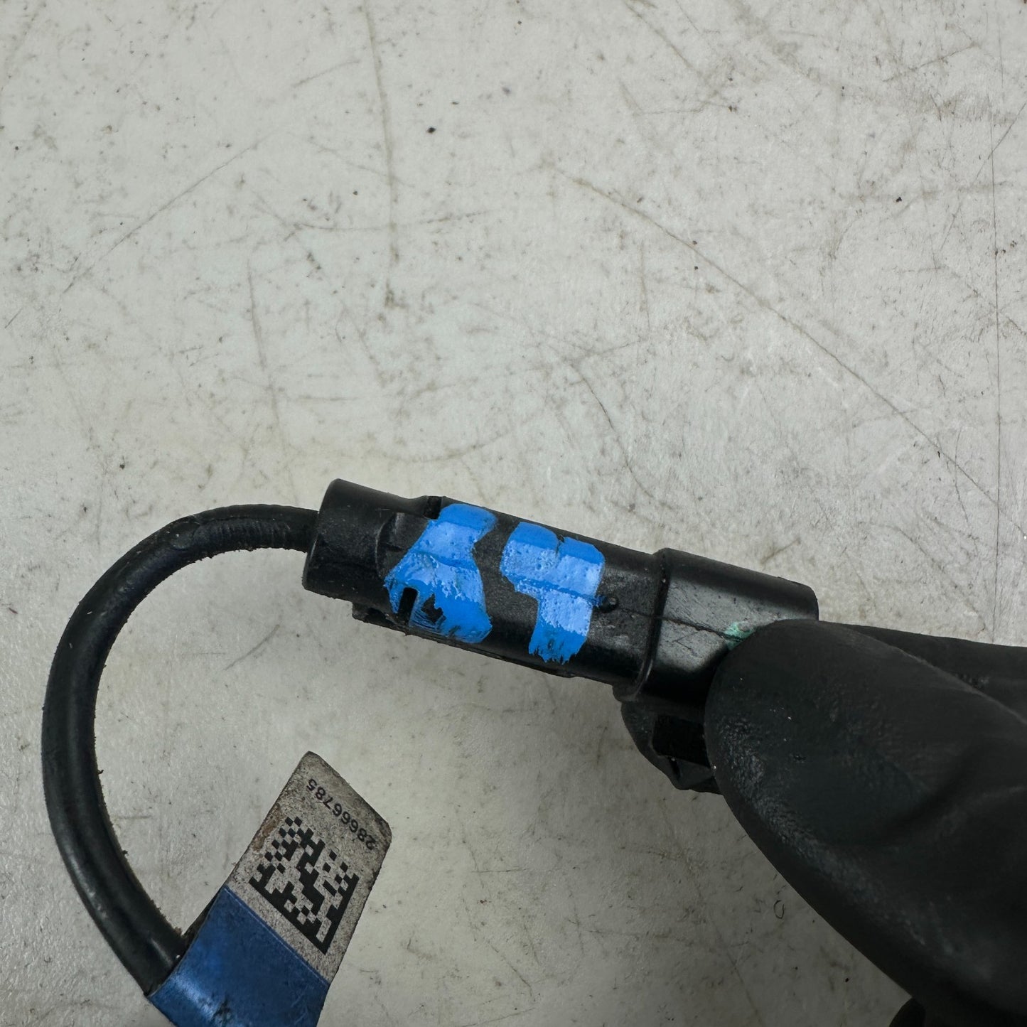 2014-2019 CHEVROLET CORVETTE C7 FRONT RIGHT SIDE ABS WHEEL SPEED SENSOR OEM