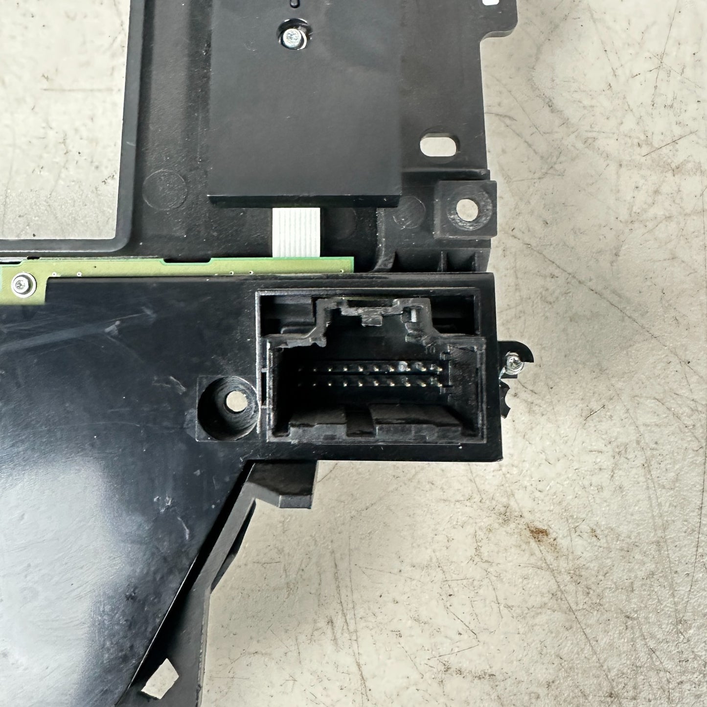 14-19 CHEVROLET CORVETTE DASH AC HEATER CLIMATE AND RADIO CONTROL UNIT PANEL OEM