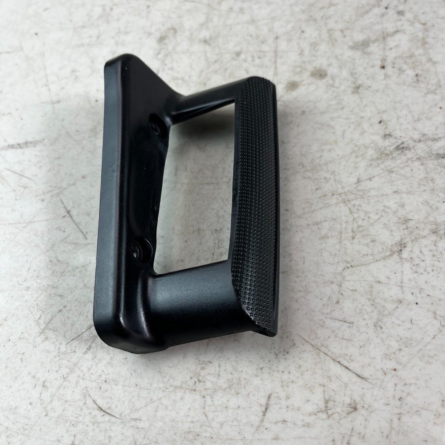 05-13 CHEVY CORVETTE RIGHT PASSENGER SIDE EXTERIOR DOOR HANDLE SWITCH BEZEL OEM