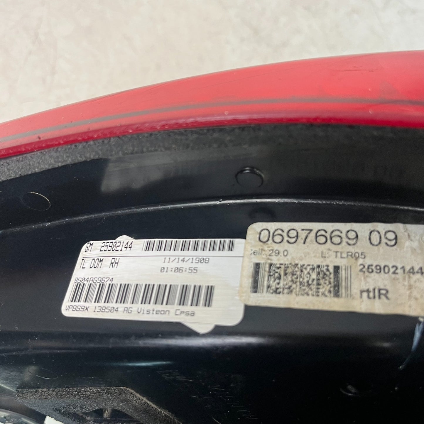 2008-2015 CADILLAC CTS V REAR RIGHT PASSENGER SIDE TAIL LIGHT LAMP 25902144 OEM