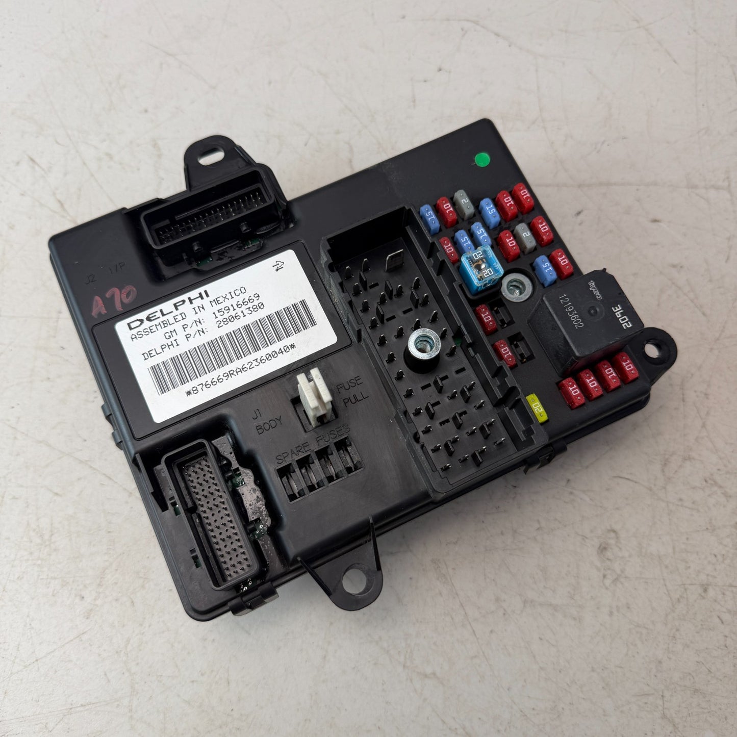 06-07 C6 Corvette BCM Fuse Box Junction Block Body Control Module 15916669