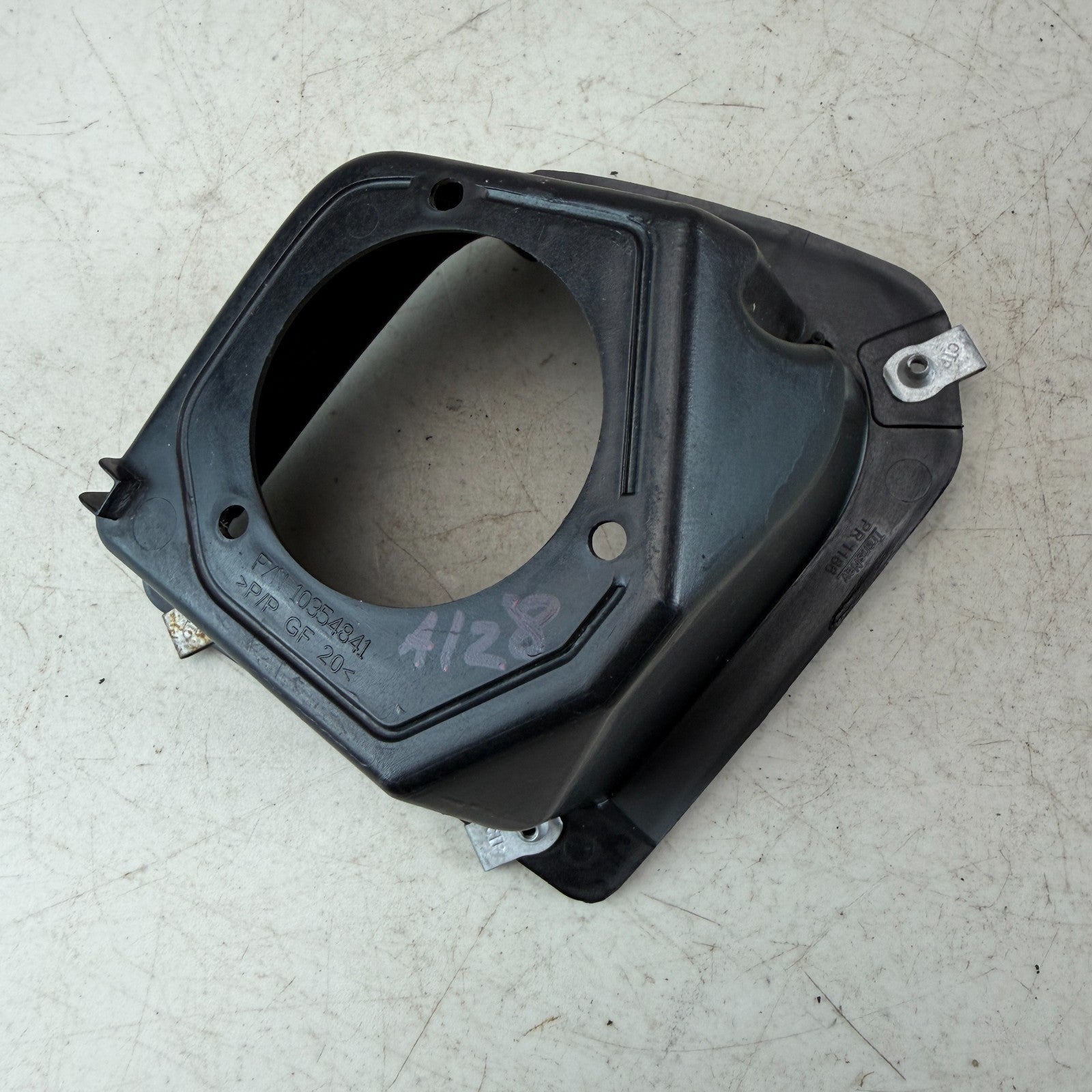 05-13 CHEVROLET CORVETTE C6 REAR FUEL TANK FILLER POCKET HOUSING 10354841 OEM