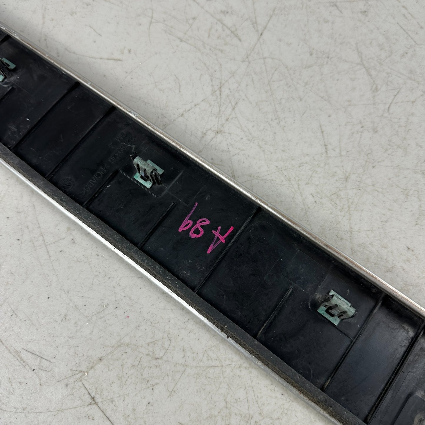 2014-2019 CHEVROLET CORVETTE C7 DOOR SILL SCUFF ENTRY PLATE TRIM 22789326 OEM