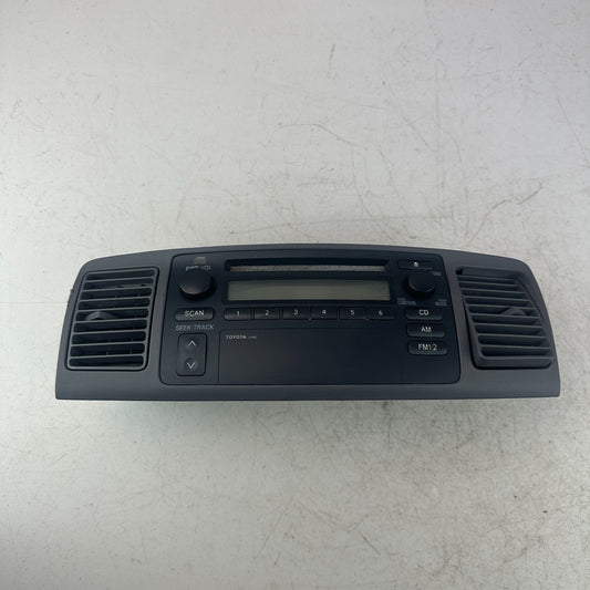 2003-05 TOYOTA COROLLA DASH RADIO CD PLAYER RECEIVER UNIT PANEL W/ AIR VENT OEM