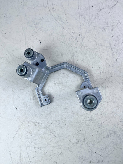 2014-2019 CHEVROLET CORVETTE BRAKE BOOSTER PUMP SUPPORT BRACKET 22895342 OEM