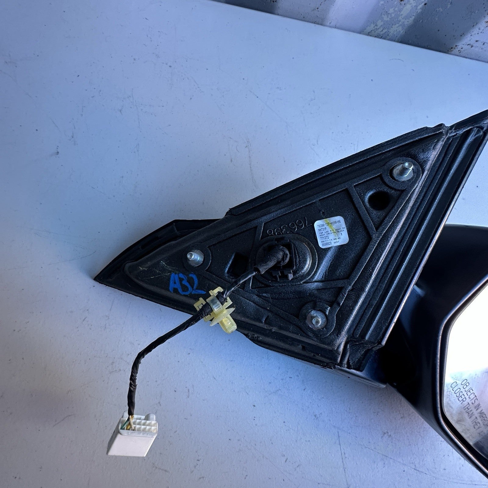 2013-2017 Honda Accord Right Passenger Mirror Assembly Black*BROKEN* OEM