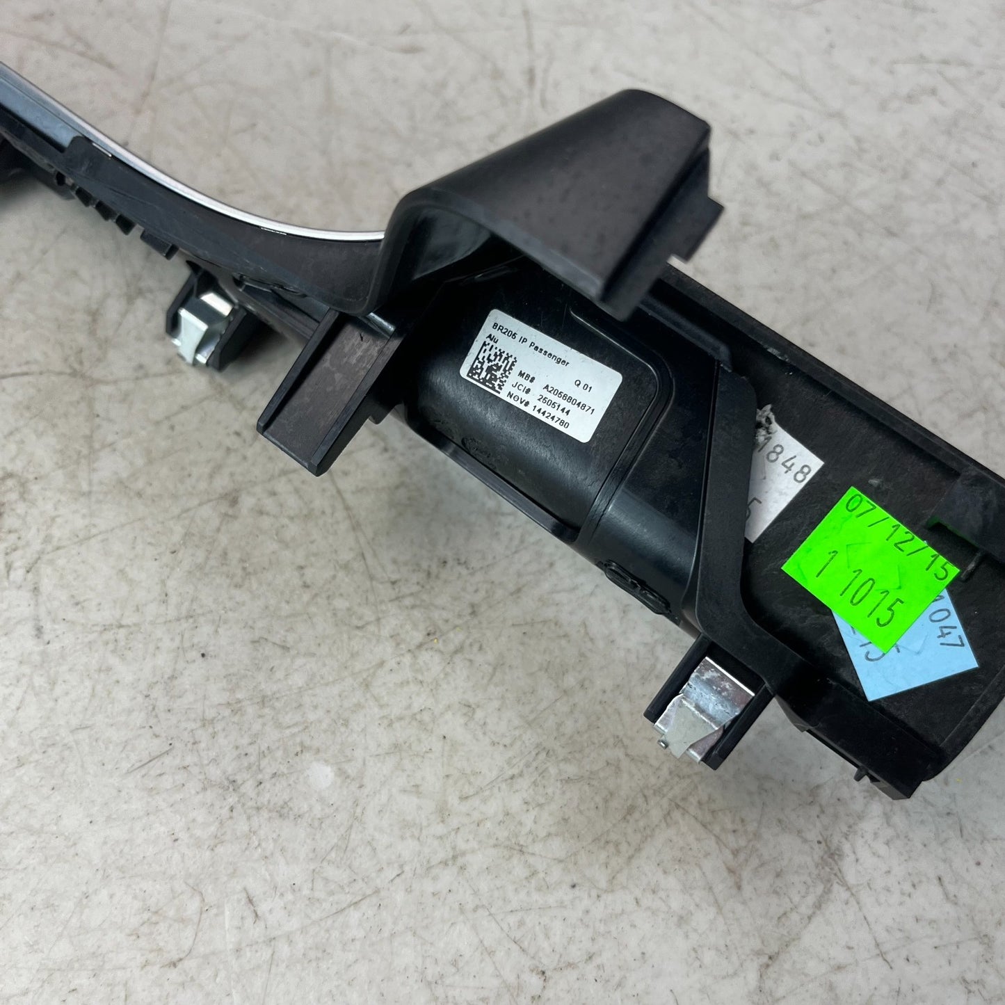 2015-2021 MERCEDES W205 C300 DASH RIGHT SIDE TRIM PANEL BEZEL MOLDING SILVER OEM