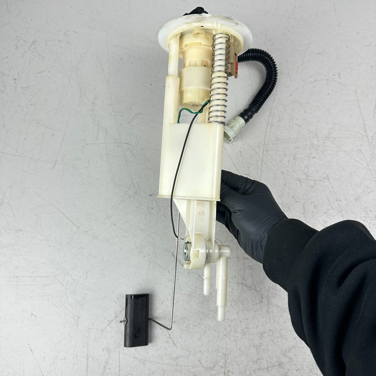 05-13 CHEVROLET CORVETTE CADILLAC XLR RIGHT FUEL PUMP MODULE ASSEMBLY TANK OEM