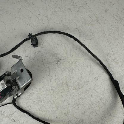 2014-2019 CORVETTE C7 REAR LEFT SIDE RADIO AMPLIFIER ANTENNA MODULE 23169961 OEM