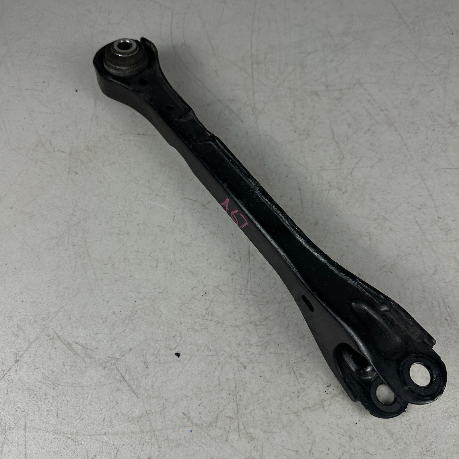2016-24 CHEVROLET CAMARO REAR RIGHT SIDE UPPER TRAILING CONTROL ARM 84337449 OEM