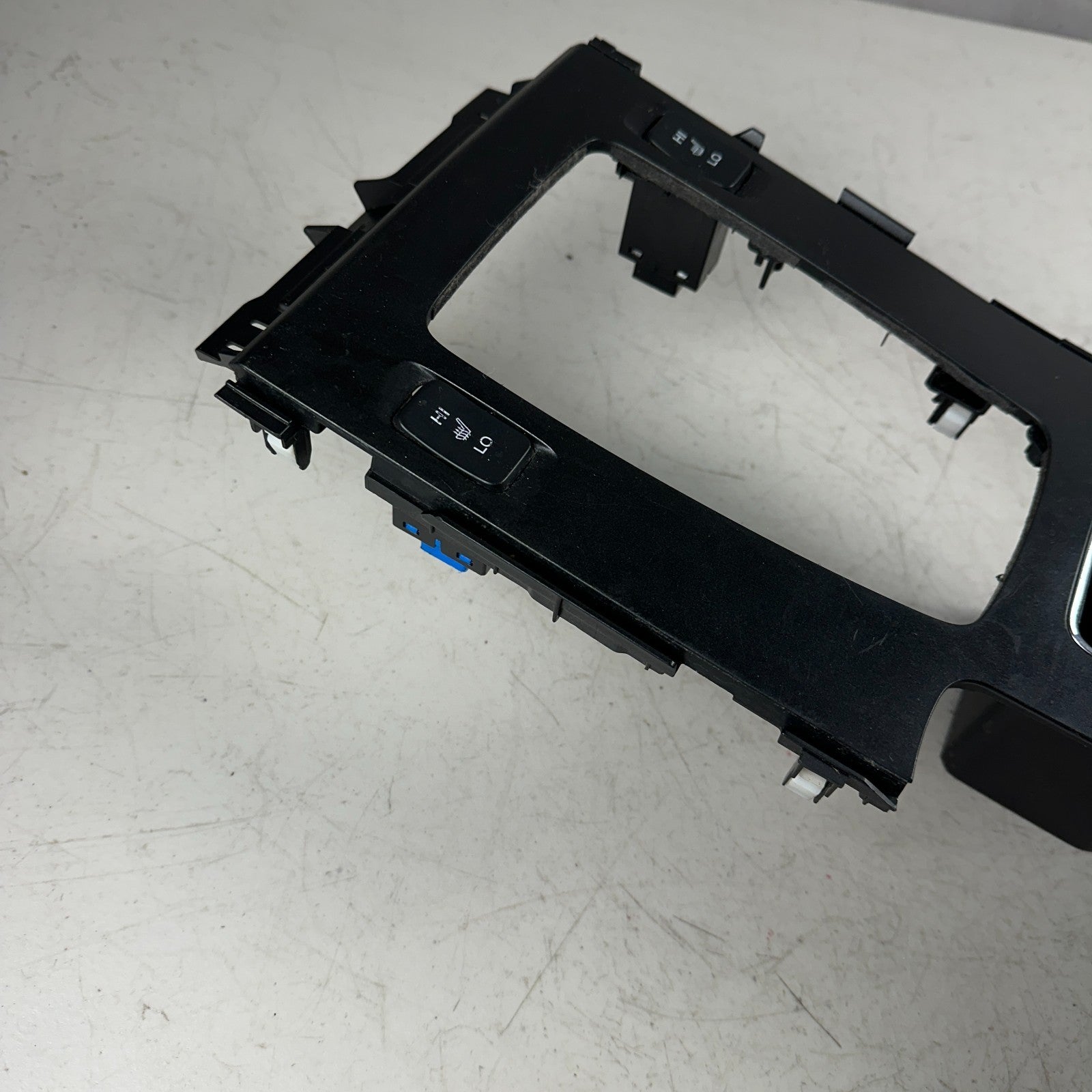 13-17 HONDA ACCORD CENTER CONSOLE FLOOR SHIFTER PANEL W/ CUP HOLDER OEM GLOSS BK