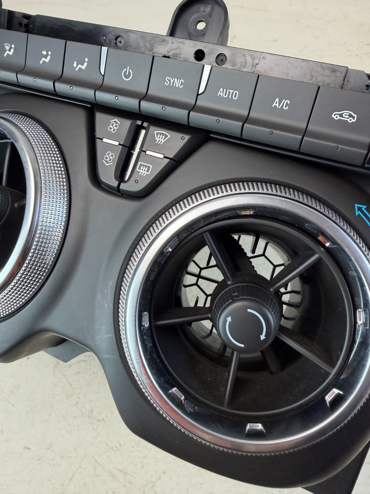 2016-2024 CHEVROLET CAMARO ZL1 TEMPERATURE AC HEATER CLIMATE CONTROL 84441501