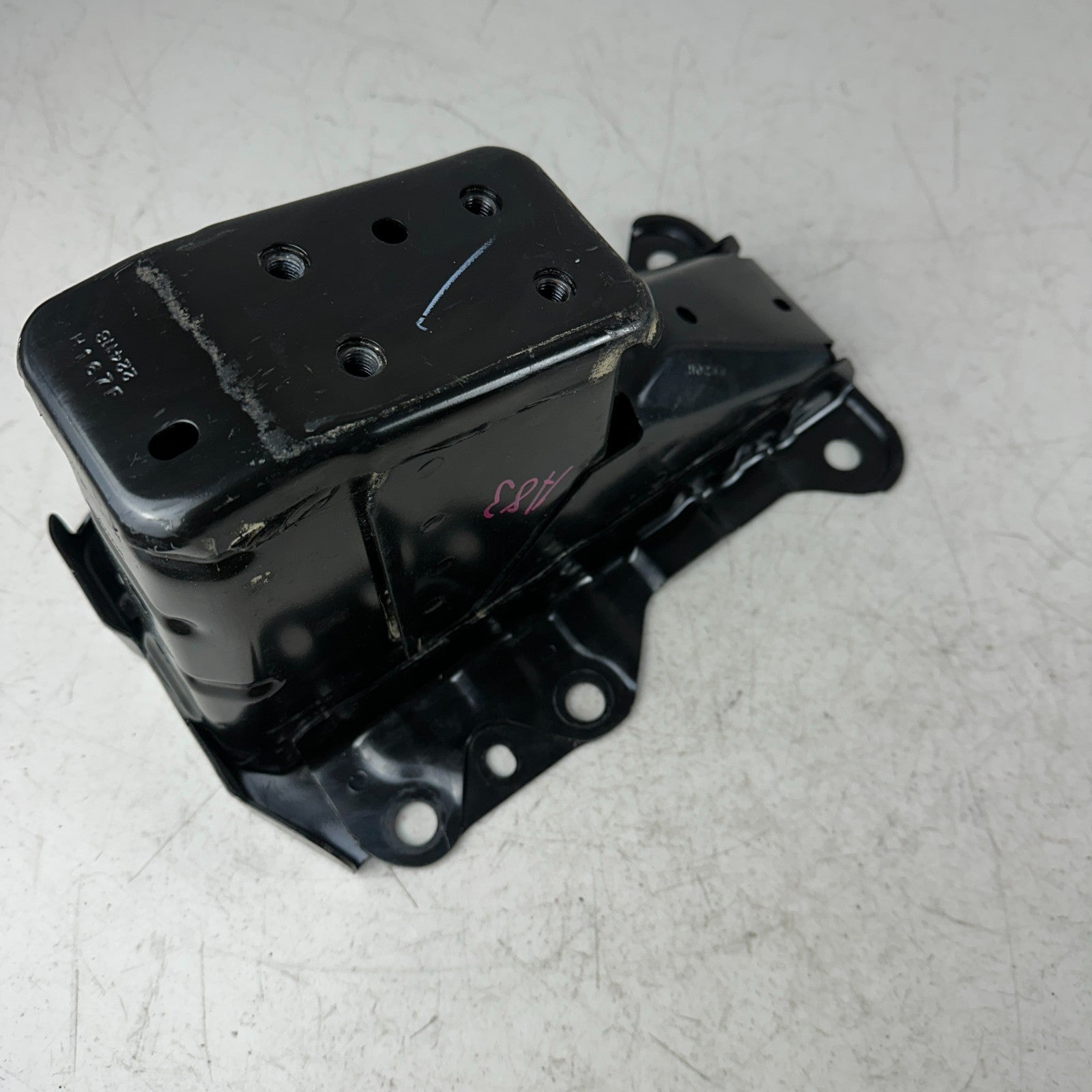 2017-2022 HONDA CR-V CRV FRONT LEFT DRIVER SIDE BUMPER BAR MOUNT BRACKET OEM