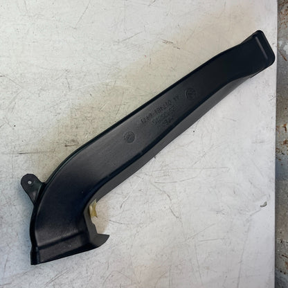 08-15 CADILLAC CTS-V LEFT AIR DISTRIBUTION DISTRIBUTOR DUCT TUBE 25905215 OEM