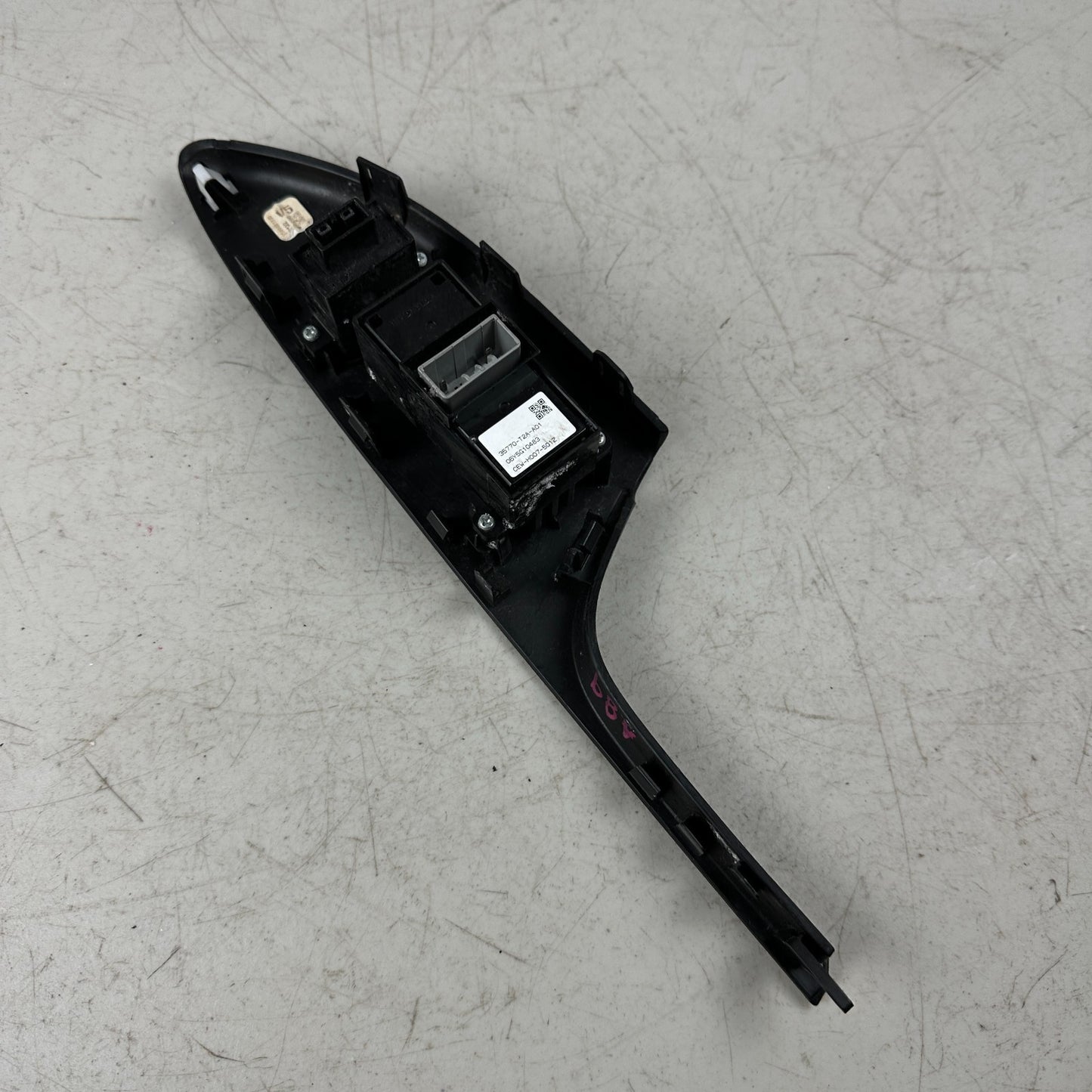 2013-2017 HONDA ACCORD REAR LEFT DRIVER SIDE DOOR WINDOW CONTROL SWITCH OEM