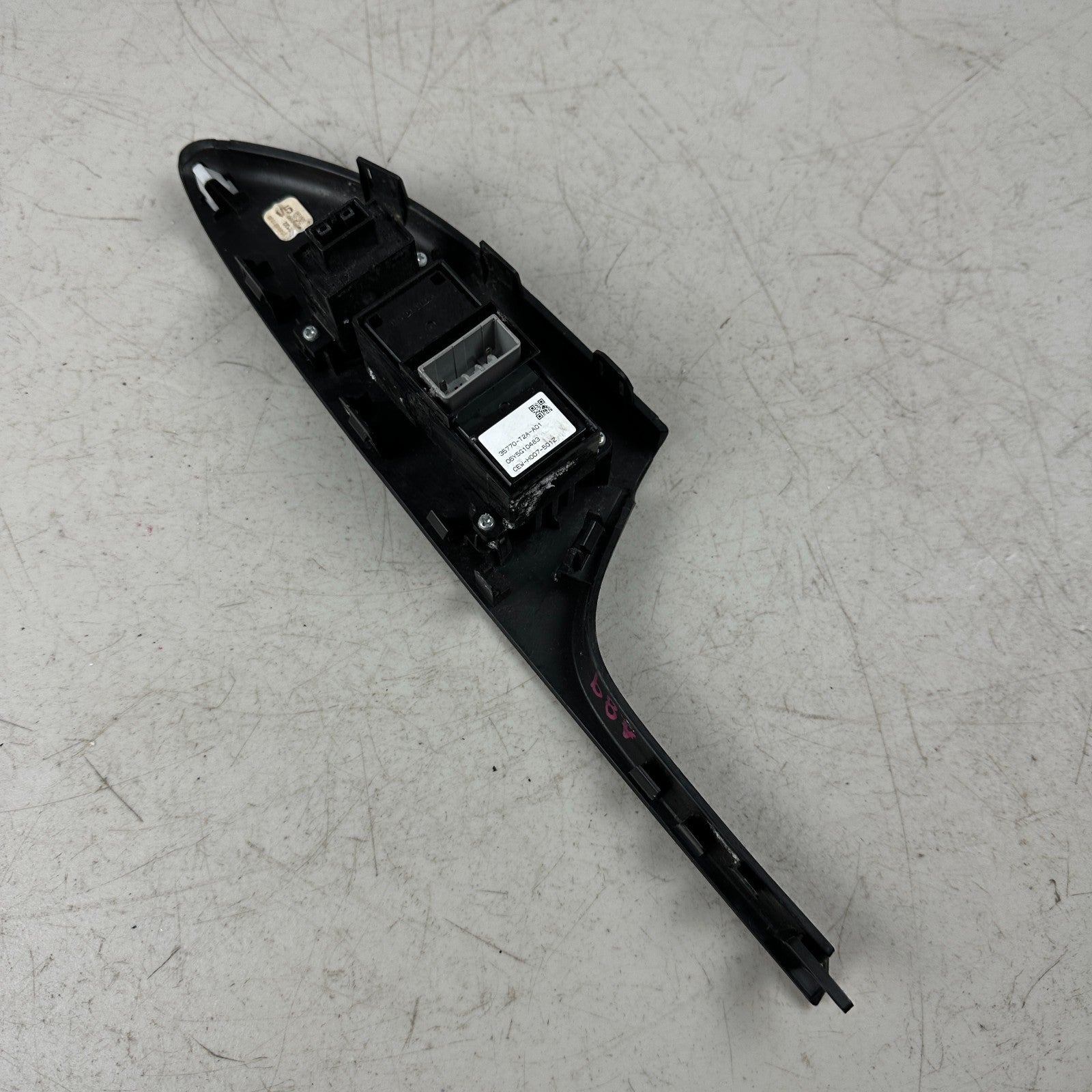 2013-2017 HONDA ACCORD REAR LEFT DRIVER SIDE DOOR WINDOW CONTROL SWITCH OEM