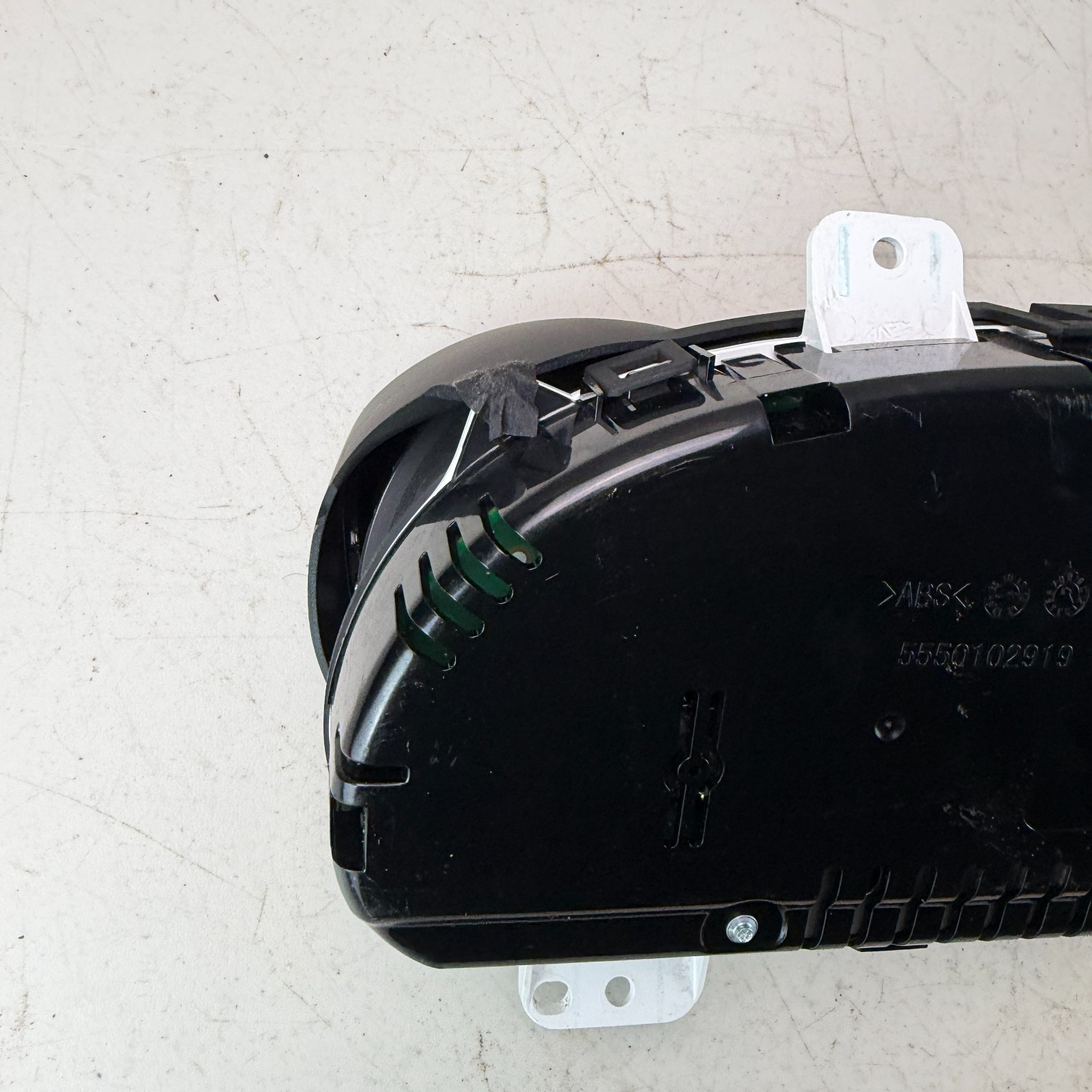 2017-2024 MASERATI LEVANTE SPEEDOMETER INSTRUMENT CLUSTER 670105579 30K MILEAGE