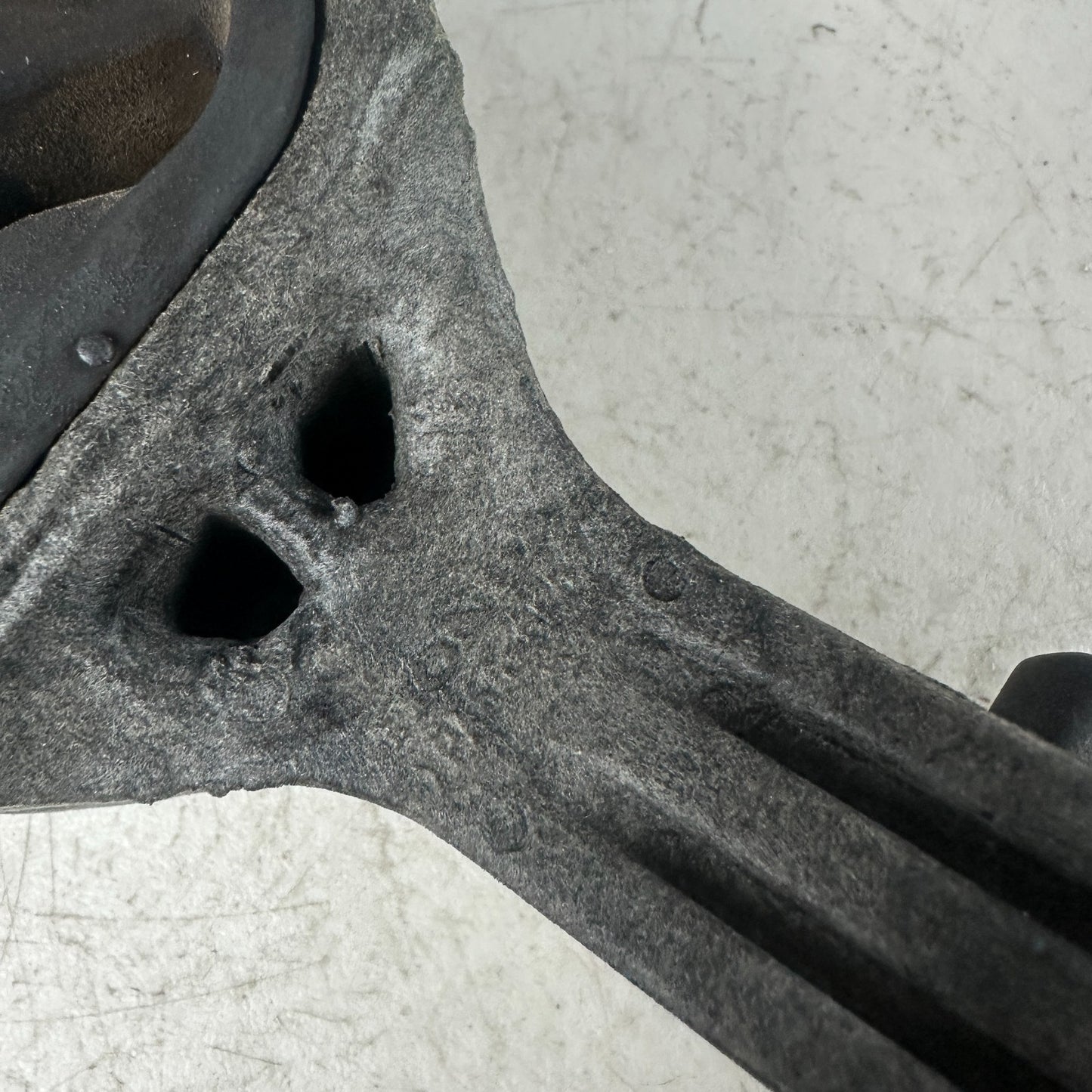 2017 - 2022 HONDA CR-V CRV ENGINE MOTOR UPPER TORQUE ROD MOUNT BRACKET OEM