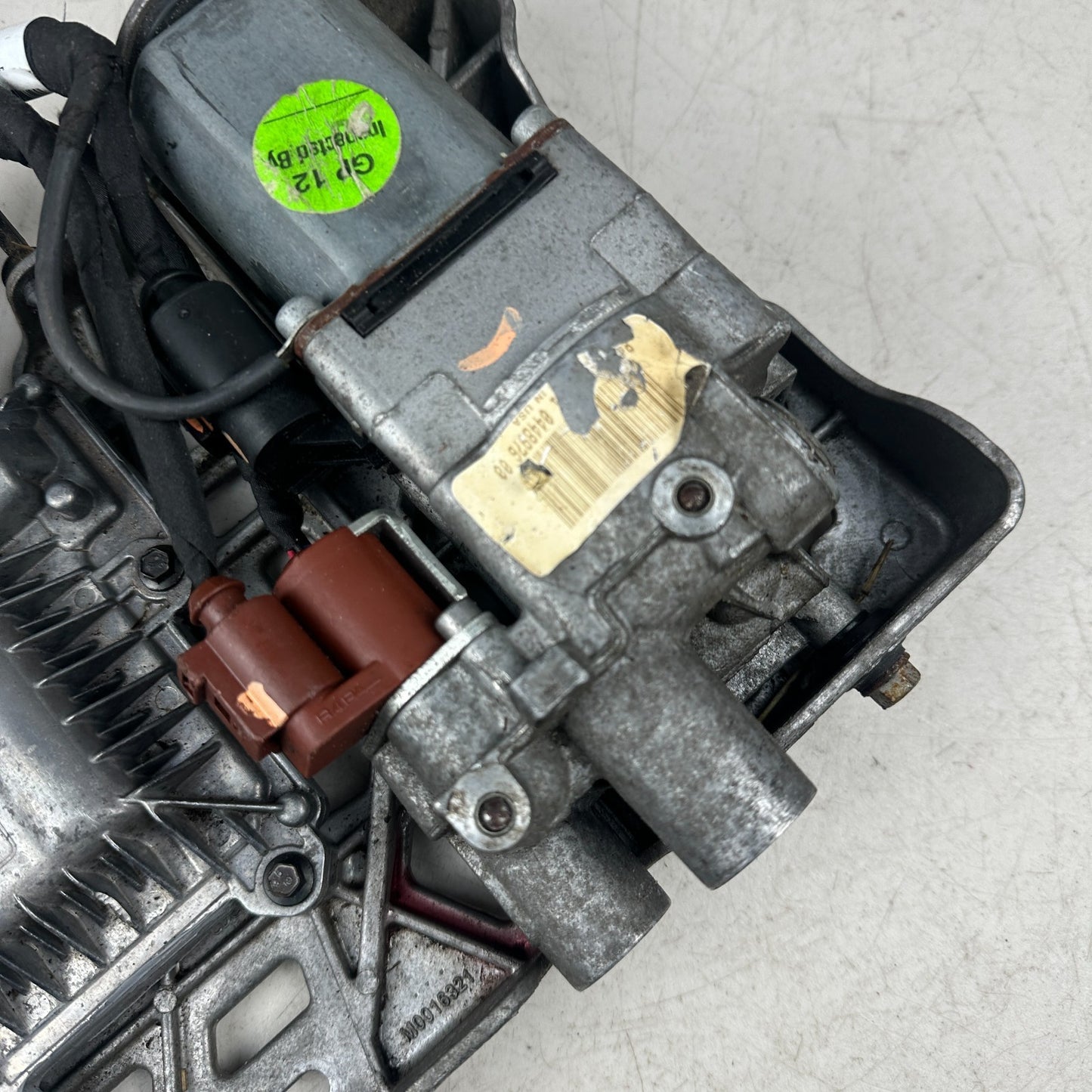 2014-2019 CHEVROLET CORVETTE C7 REAR DIFFERENTIAL LOCK ACTUATOR PUMP MODULE OEM