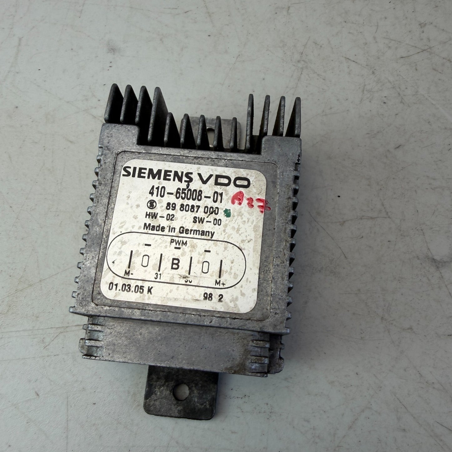 2005-2013 CHEVROLET CORVETTE C6 ENGINE COOLANT FAN CONTROL MODULE 898087000 OEM