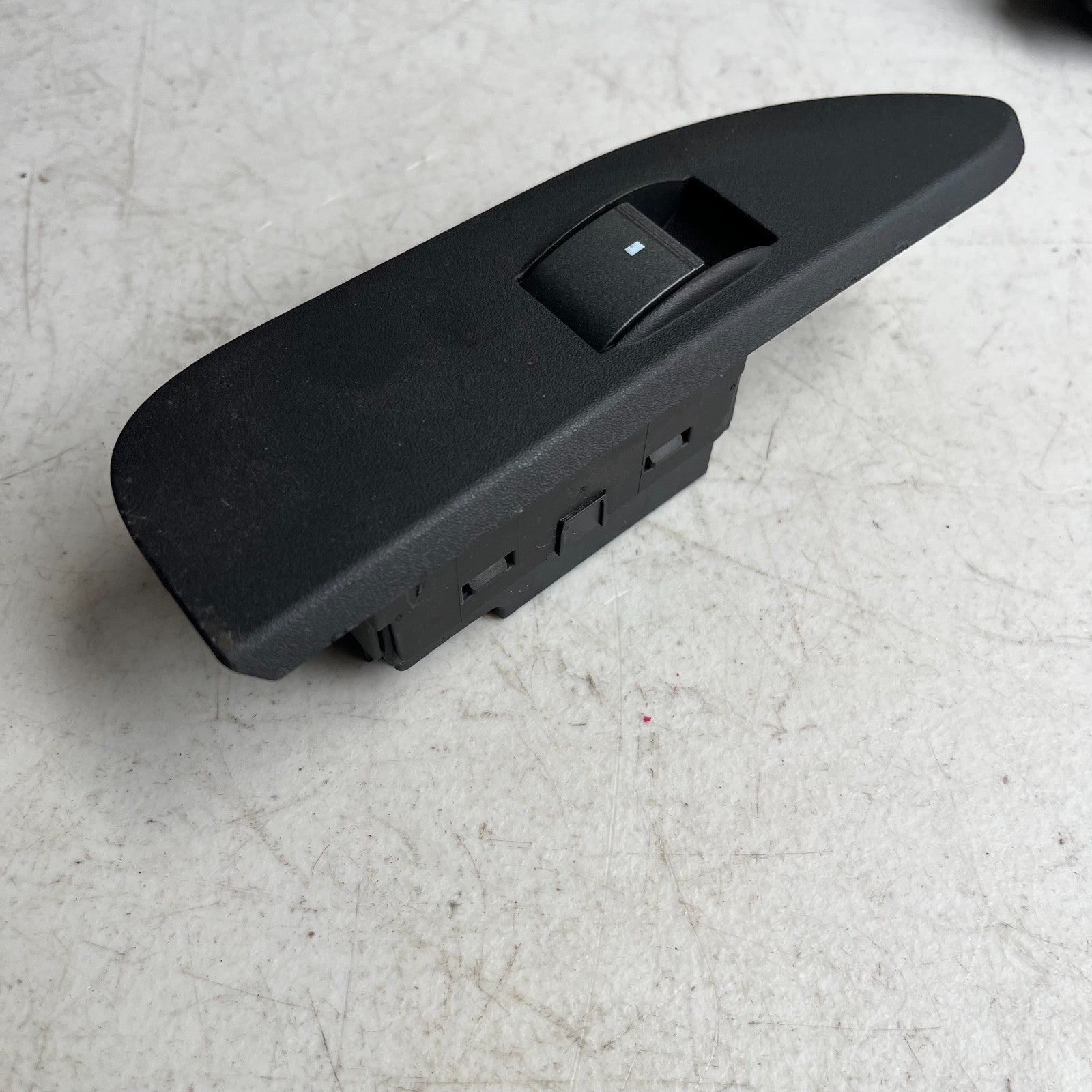 2008-2015 CADILLAC CTS-V REAR RIGHT SIDE WINDOW CONTROL SWITCH 25914973 OEM