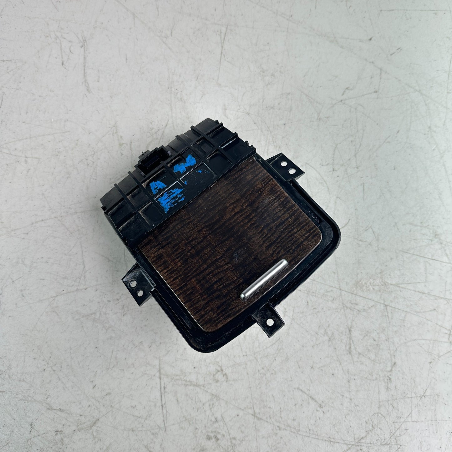 2010-2013 ACURA MDX FRONT LOWER CENTER CONSOLE STORAGE COMPARTMENT ASHTRAY OEM