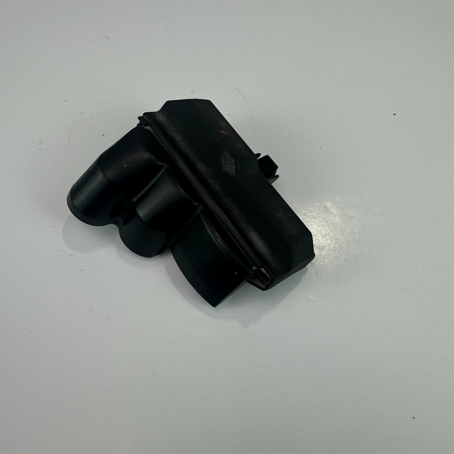14-19 CHEVROLET CORVETTE C7 POWER DISTRIBUTION FUSE BOX BLOCK COVER 23491757 OEM