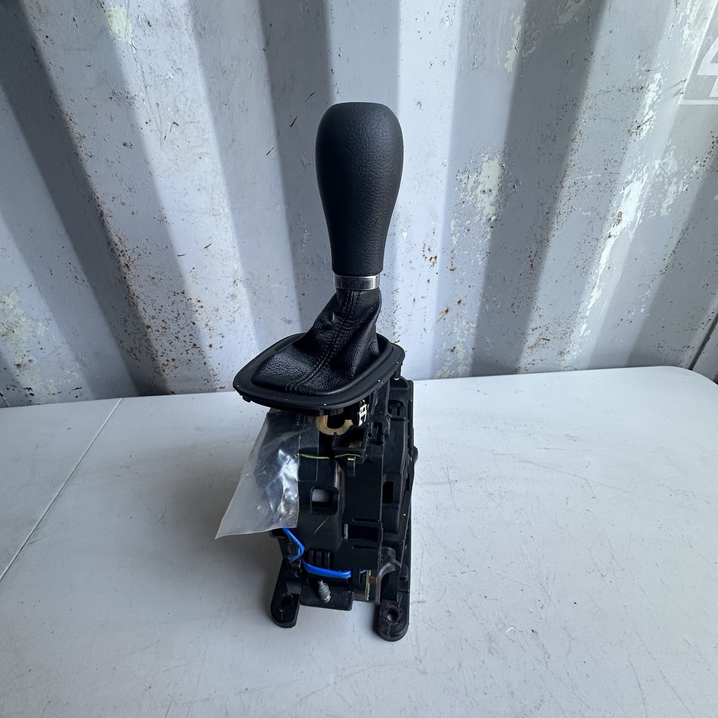 2017 - 2021 JEEP COMPASS FLOOR GEAR SHIFTER SELECTOR KNOB