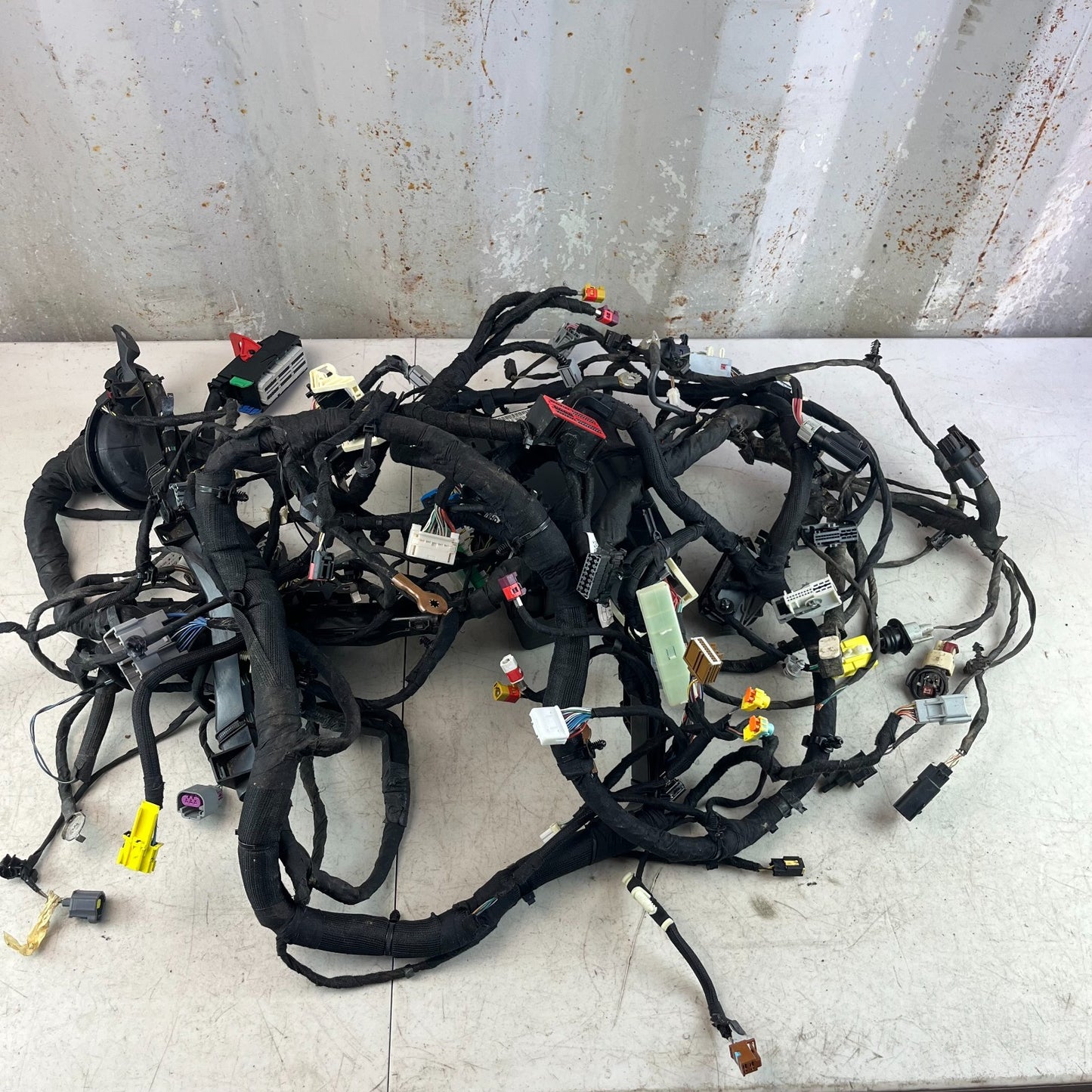 2015 DODGE CHALLENGER ENGINE ROOM FRONT BODY WIRE WIRING HARNESS 68225889AD OEM